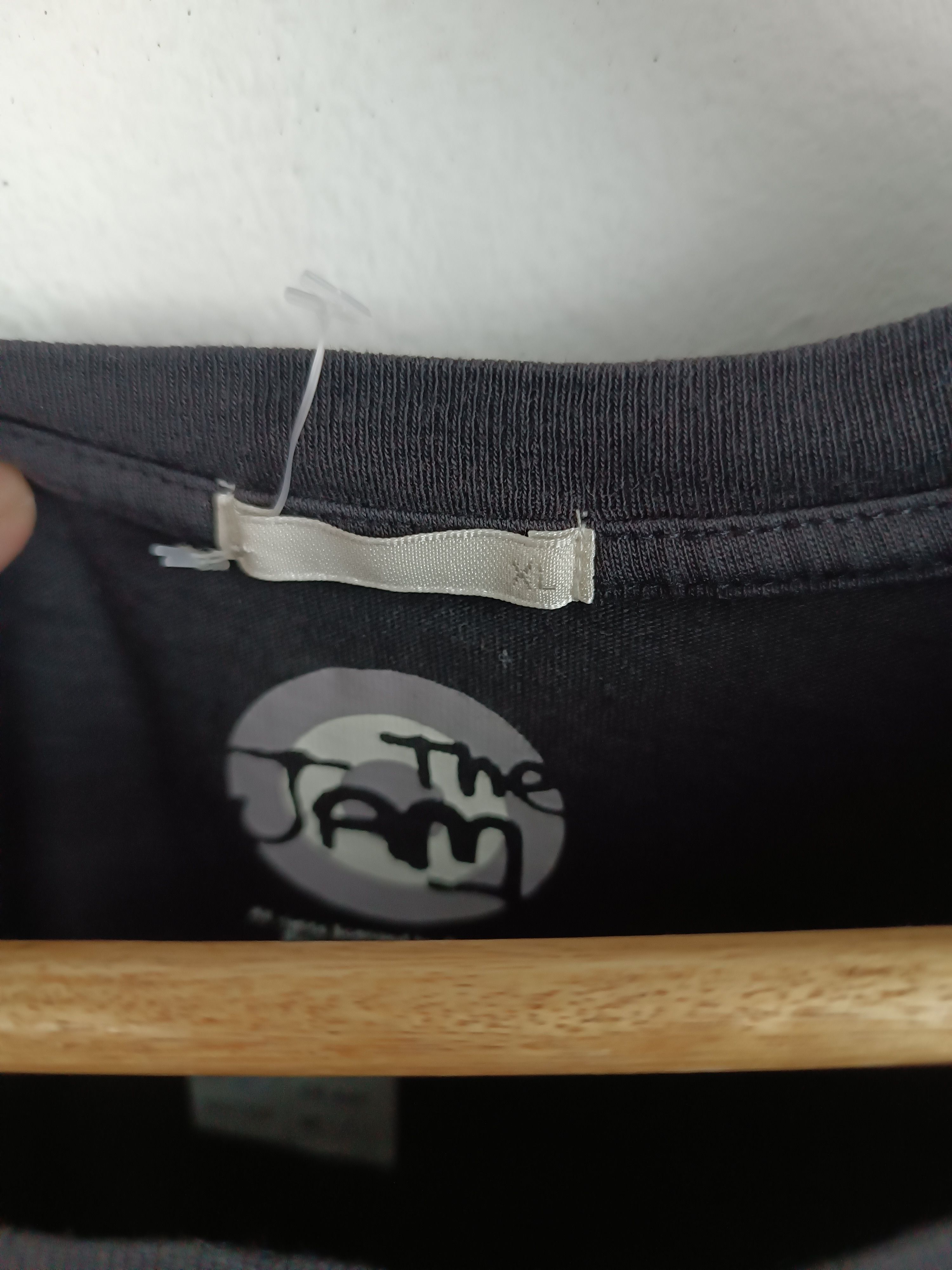 Band Tees VINTAGE Y2K THE JAM CLASSIC LOGO MODS the who beatles kinks Size US XL / EU 56 / 4 - 8 Thumbnail