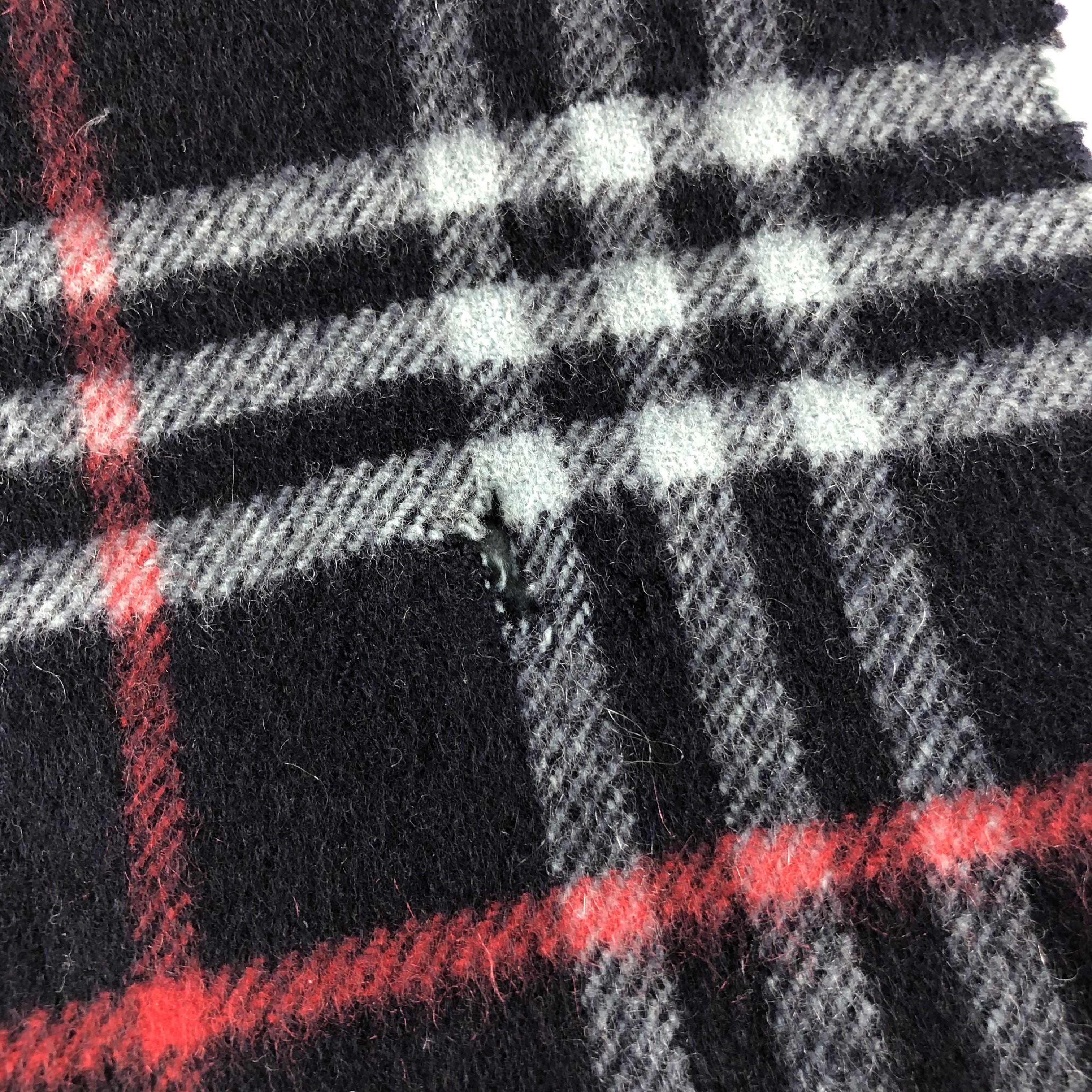 Burberry × Vintage Vintage Burberry Scarf - WW3315 Size ONE SIZE - 4 Thumbnail