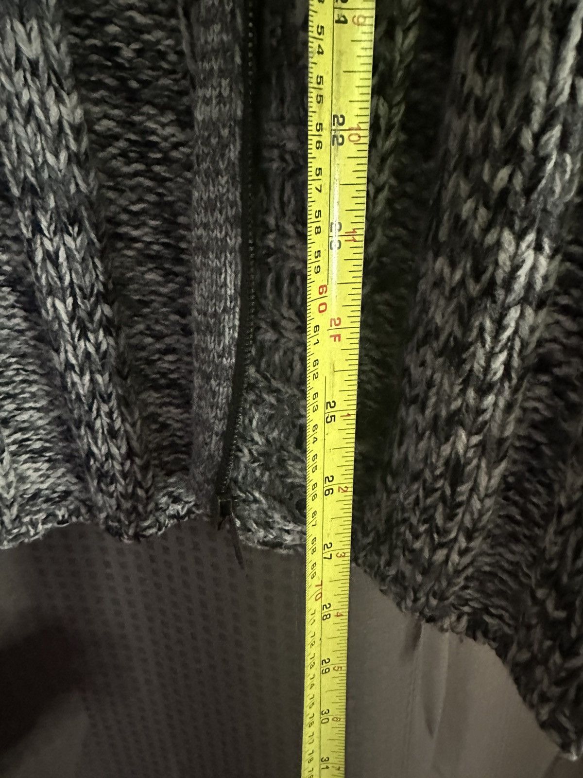 Hugo Boss 100% wool Full zip Hugo Boss Sweater XXL (see pics) Size US XXL / EU 58 / 5 - 6 Thumbnail