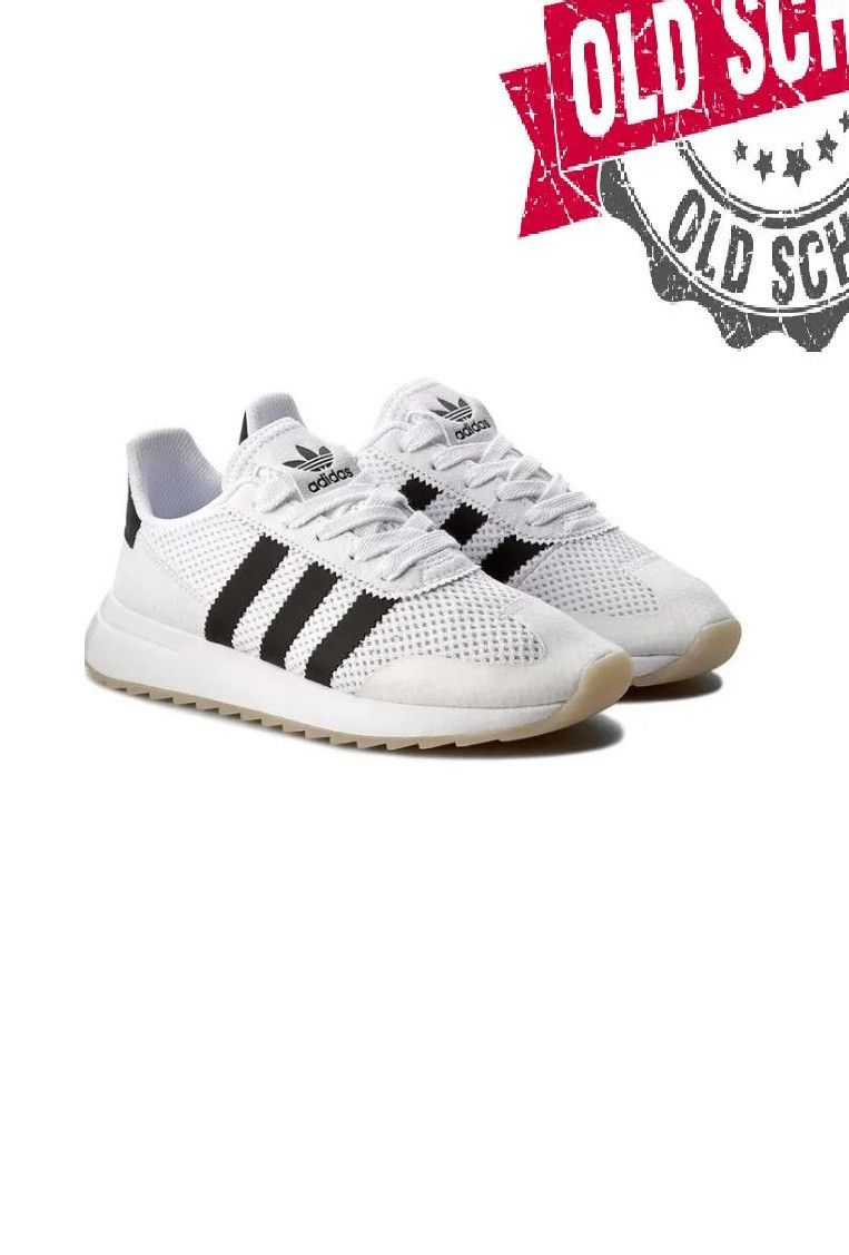 Adidas Women's Flashback Runners White Size 8 Sneakers