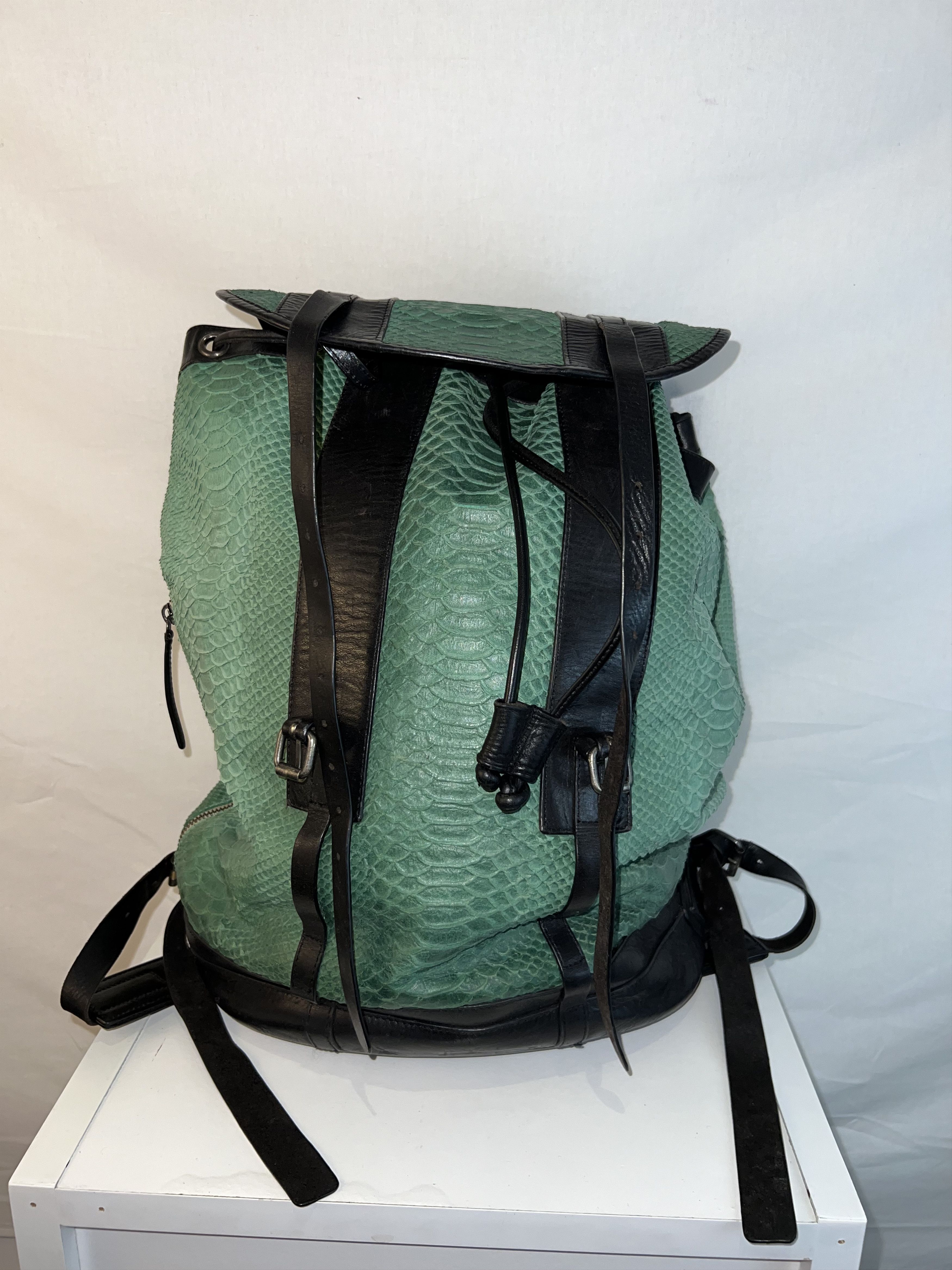 Dries Van Noten Dries Van Noten - Green Leather Payton Embossed XL Backpack Size ONE SIZE - 11 Thumbnail