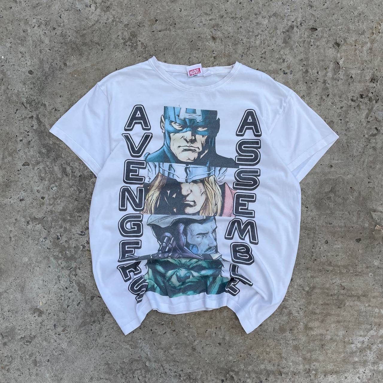 Marvel Comics VTG Avengers Assemble T-shirts Marvel Big Logo DC Cartoon Size US M / EU 48-50 / 2 - 1 Thumbnail