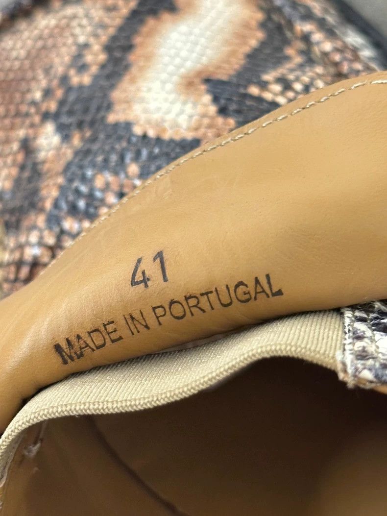 Martine Rose Martine Rose Snake patterned cowhide square head with one Size US 8 / EU 41 - 6 Thumbnail