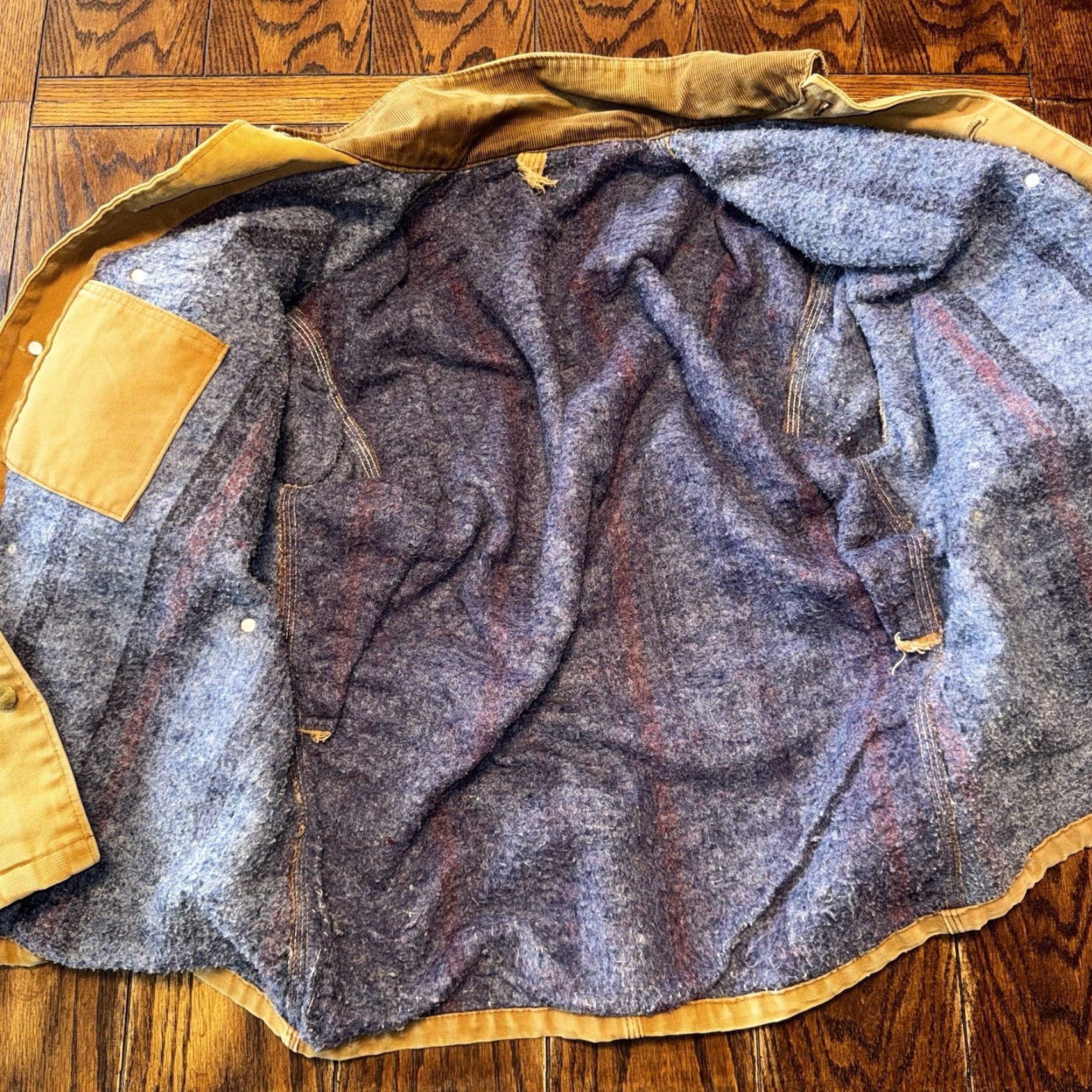Carhartt VINTAGE Carhartt Canvas Work Jacket 44 Brown Blanket Lined 80s 70s Men Regular Size 44 Jacket Size US S / EU 44-46 / 1 - 7 Thumbnail