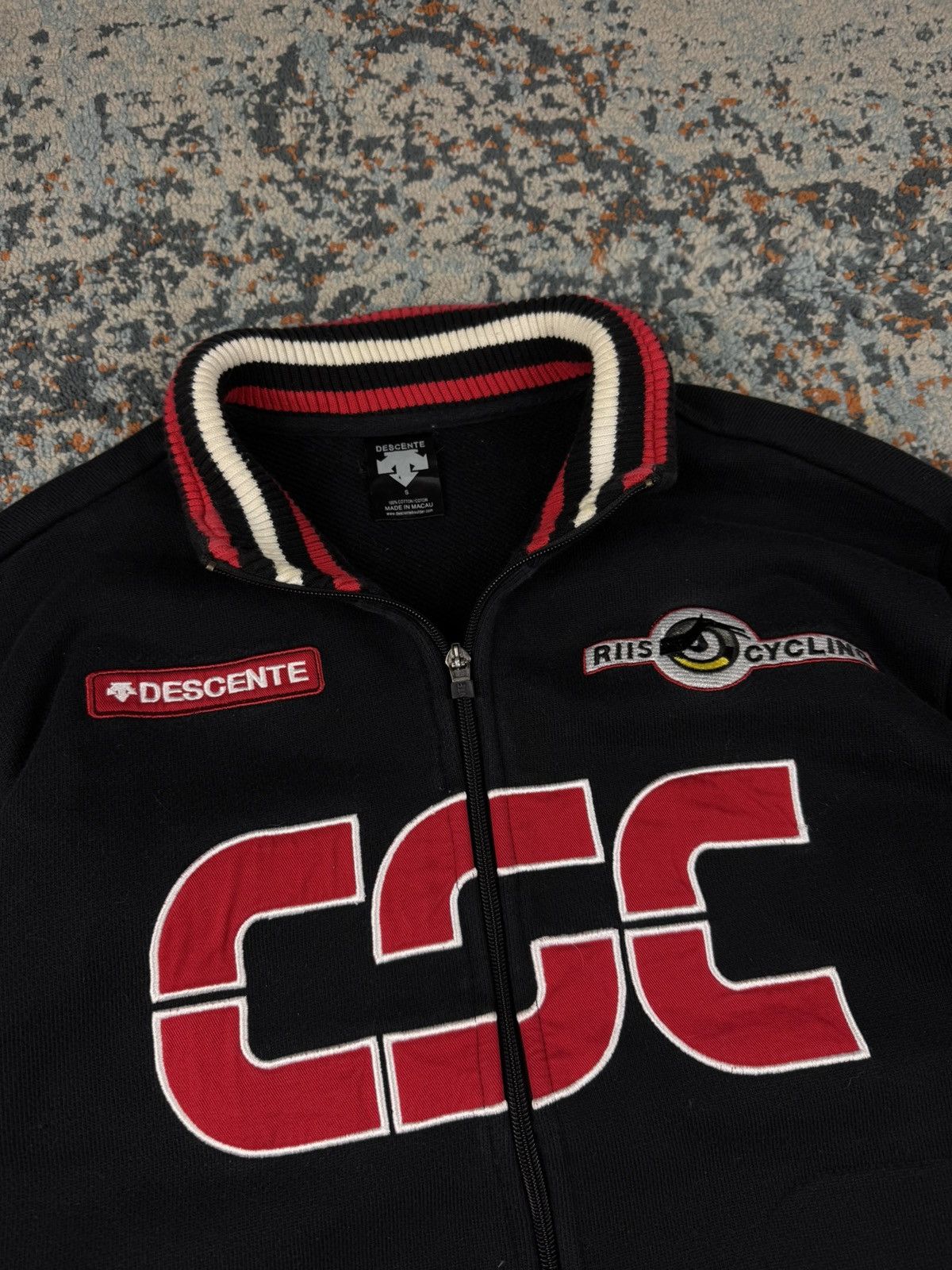 Descente Vintage Y2K Descente CSC Riis cycling racing zip sweatshirt Size US S / EU 44-46 / 1 - 5 Thumbnail