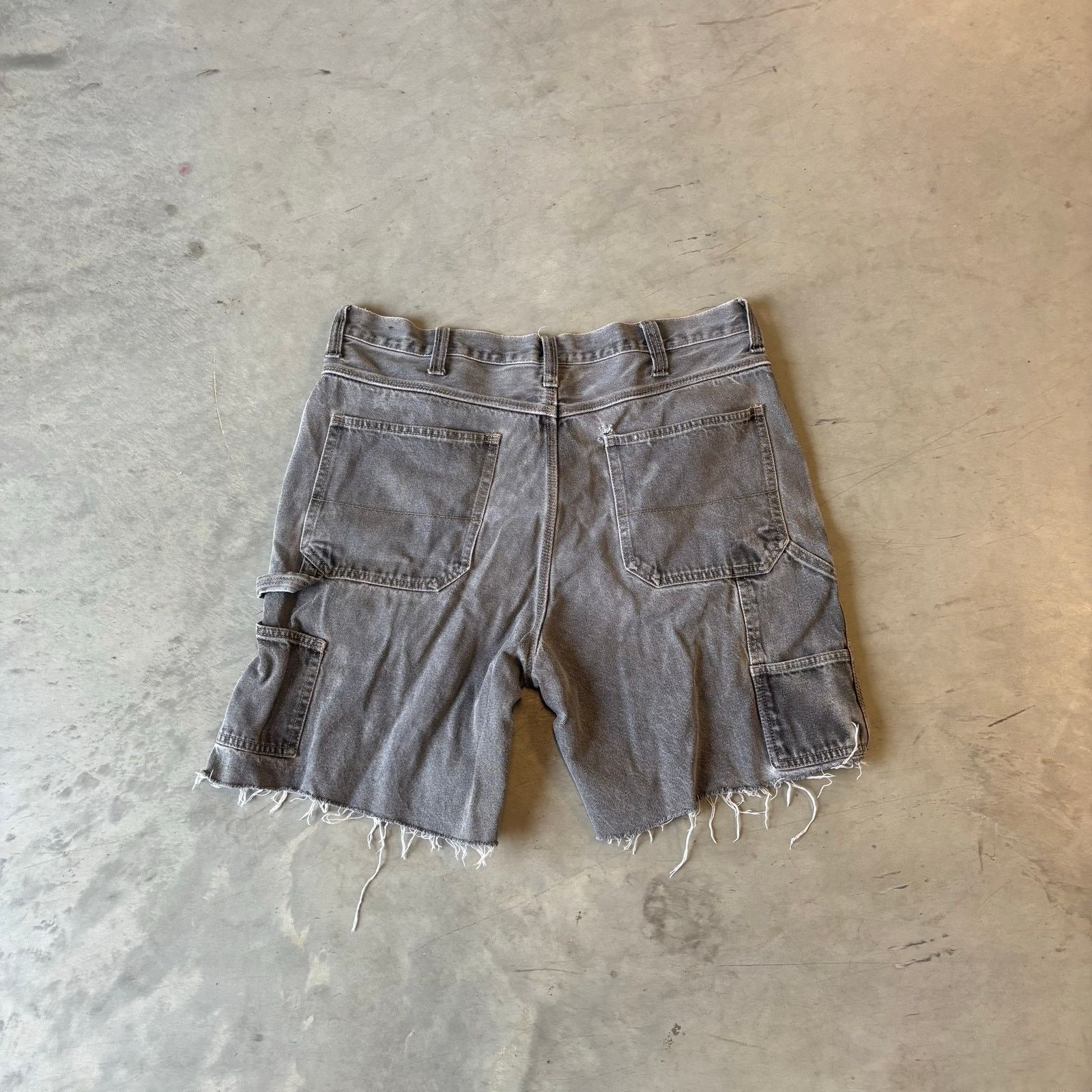 Vintage Vintage grey faded distressed carpenter jean shorts Size US 36 / EU 52 - 4 Thumbnail