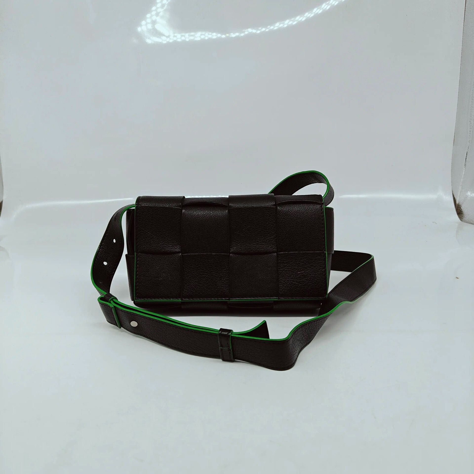 Bottega Veneta Pre-loved Bag Very good condition Size ONE SIZE - 1 Thumbnail