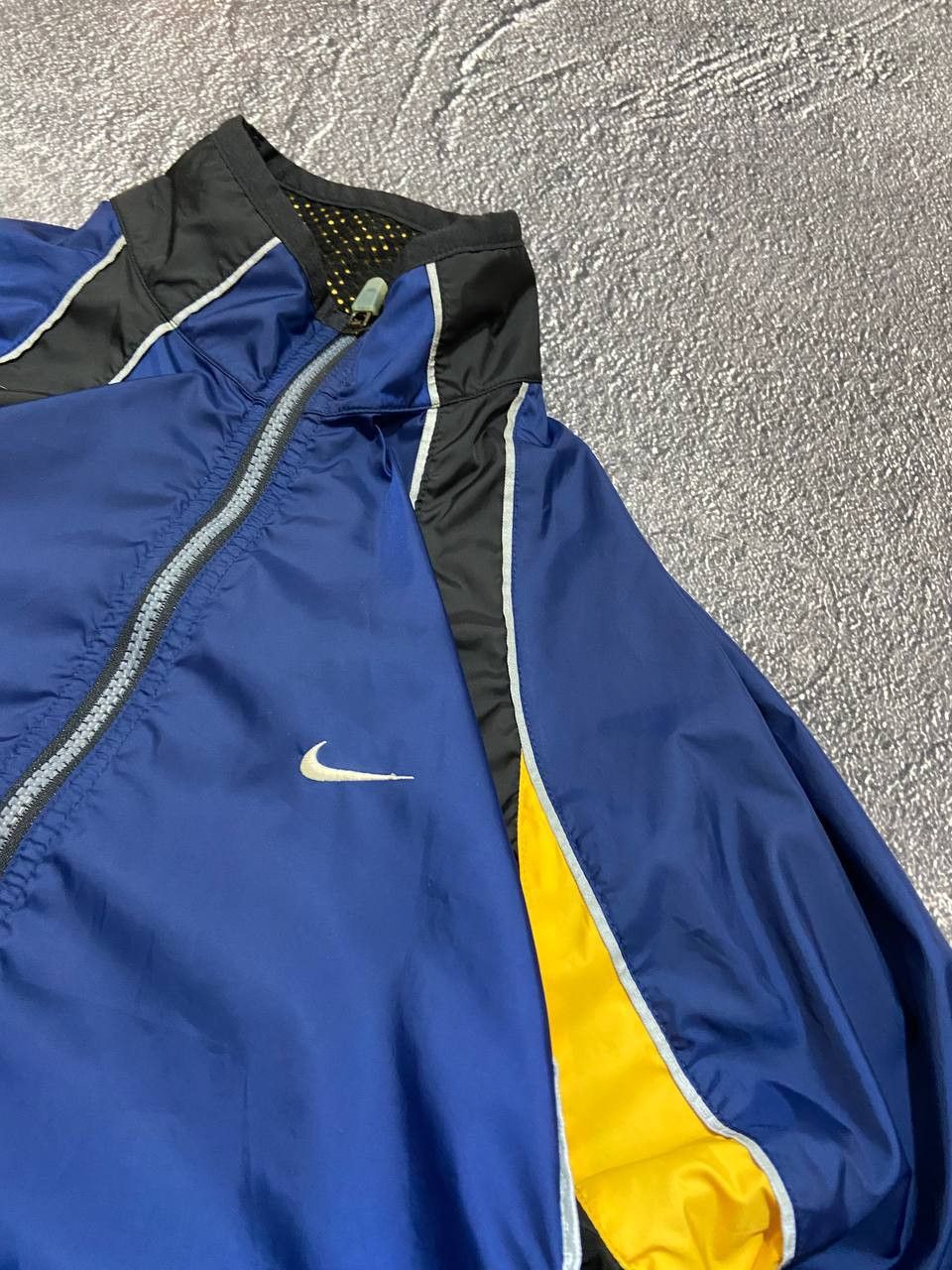 Nike Vintage Nike nylon light jacket Size US S / EU 44-46 / 1 - 3 Thumbnail
