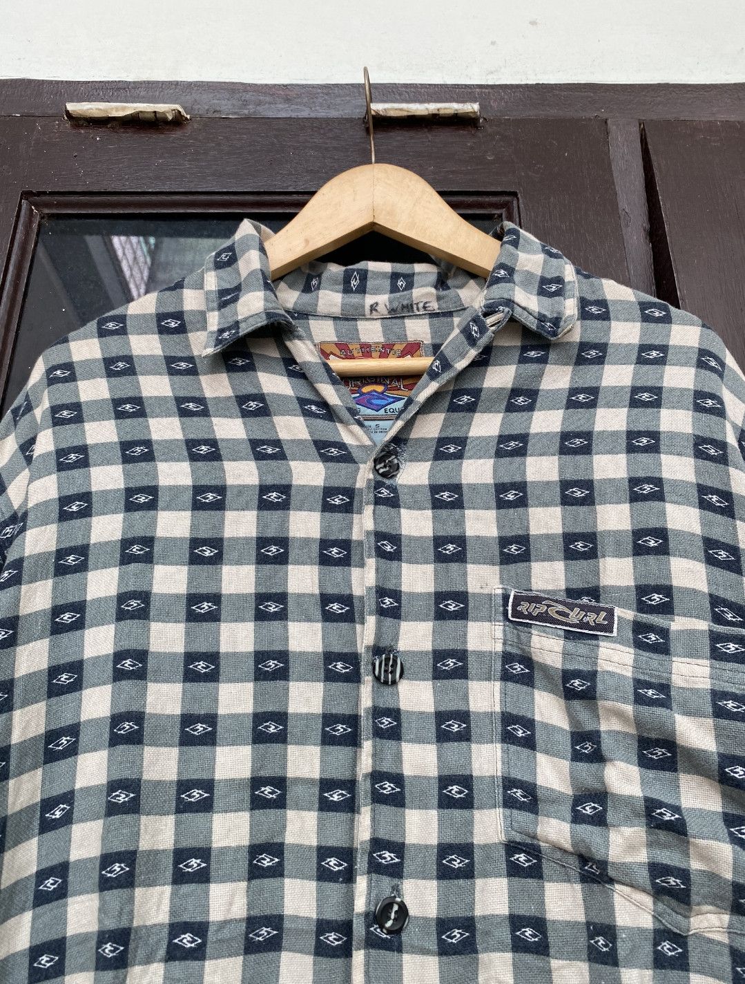 Rip Curl × Ripcurl × Vintage Vintage Rip Curl Flannel Printed Shirts Size US S / EU 44-46 / 1 - 4 Thumbnail