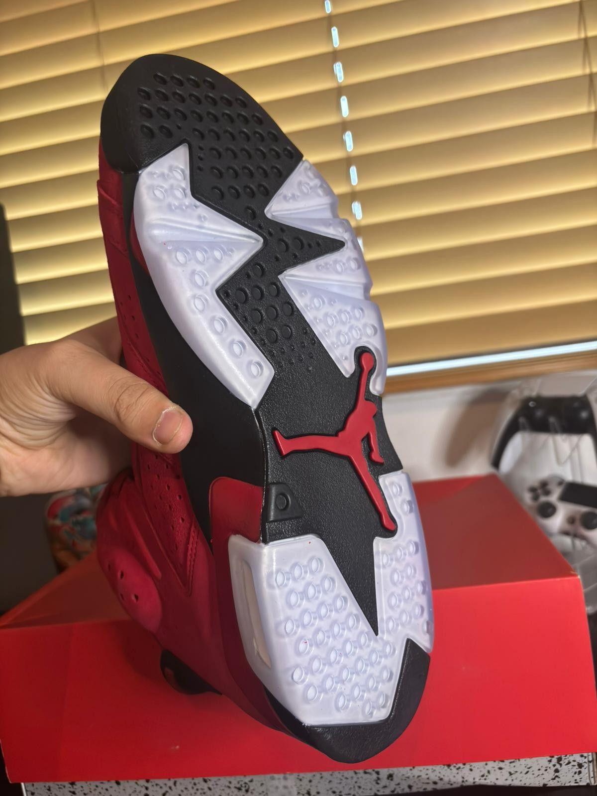 Jordan Brand Nike Air Jordan 6 Retro "Toro Bravo" Size US 11 / EU 44 - 5 Thumbnail