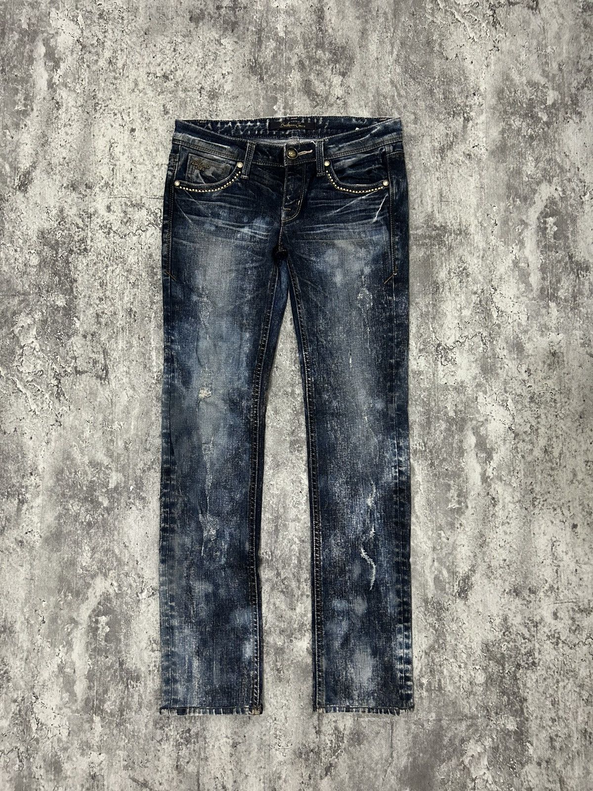 If Six Was Nine × Japanese Brand × Le Grande Bleu (L.G.B.) Buckaro Design Acid Wash Pattern Distressed Denim Pants Size 28" / US 6 / IT 42 - 1 Thumbnail