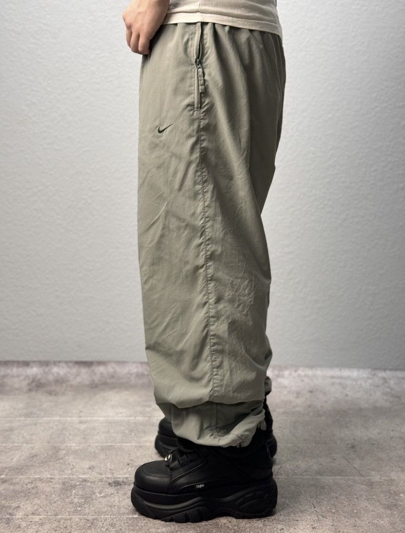 パンツ NIKE nylon cargo pants baggy 00s パンツ NIKE nylon cargo pants baggy 00s NIKE】wide silhouette tech