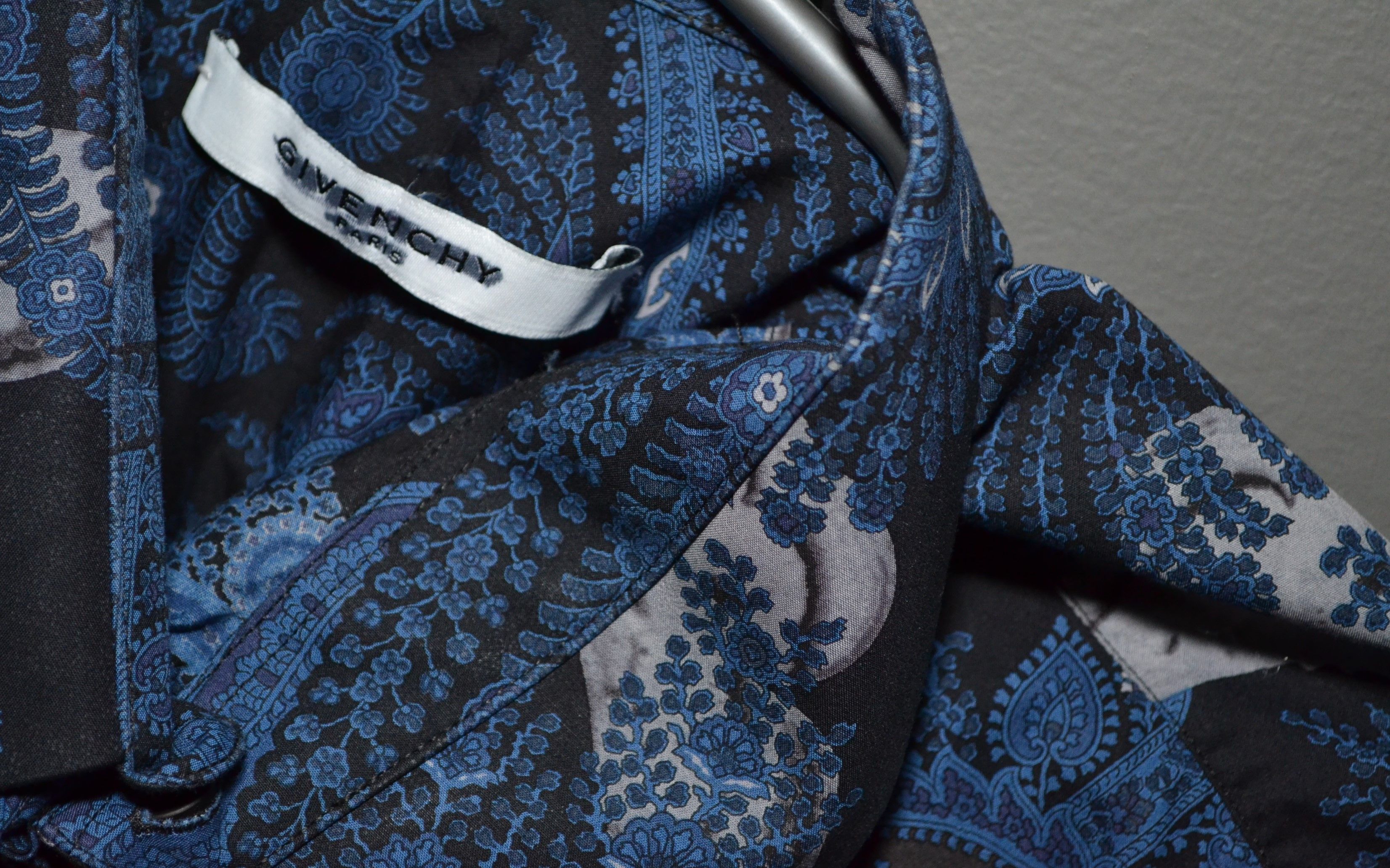 Givenchy Givenchy S/S 2015 Paisley Moth Button-up Shirt S-M 42 Size US M / EU 48-50 / 2 - 9 Thumbnail