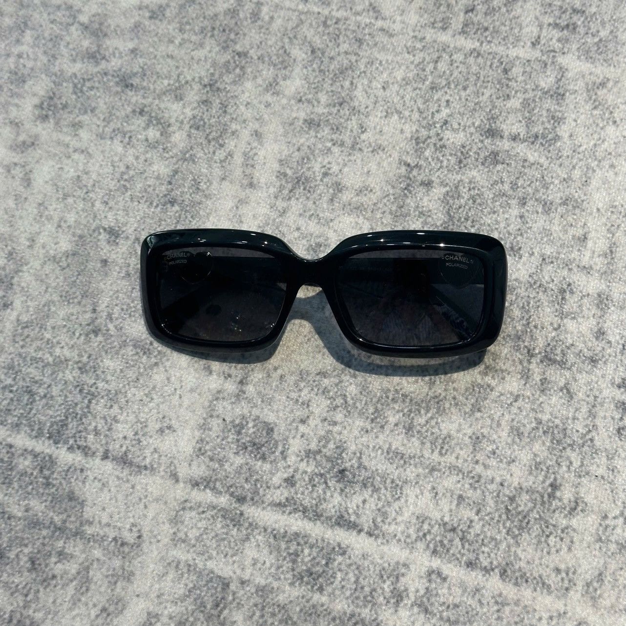 Chanel Chanel 0CH5520 C622S8 Size ONE SIZE - 6 Thumbnail