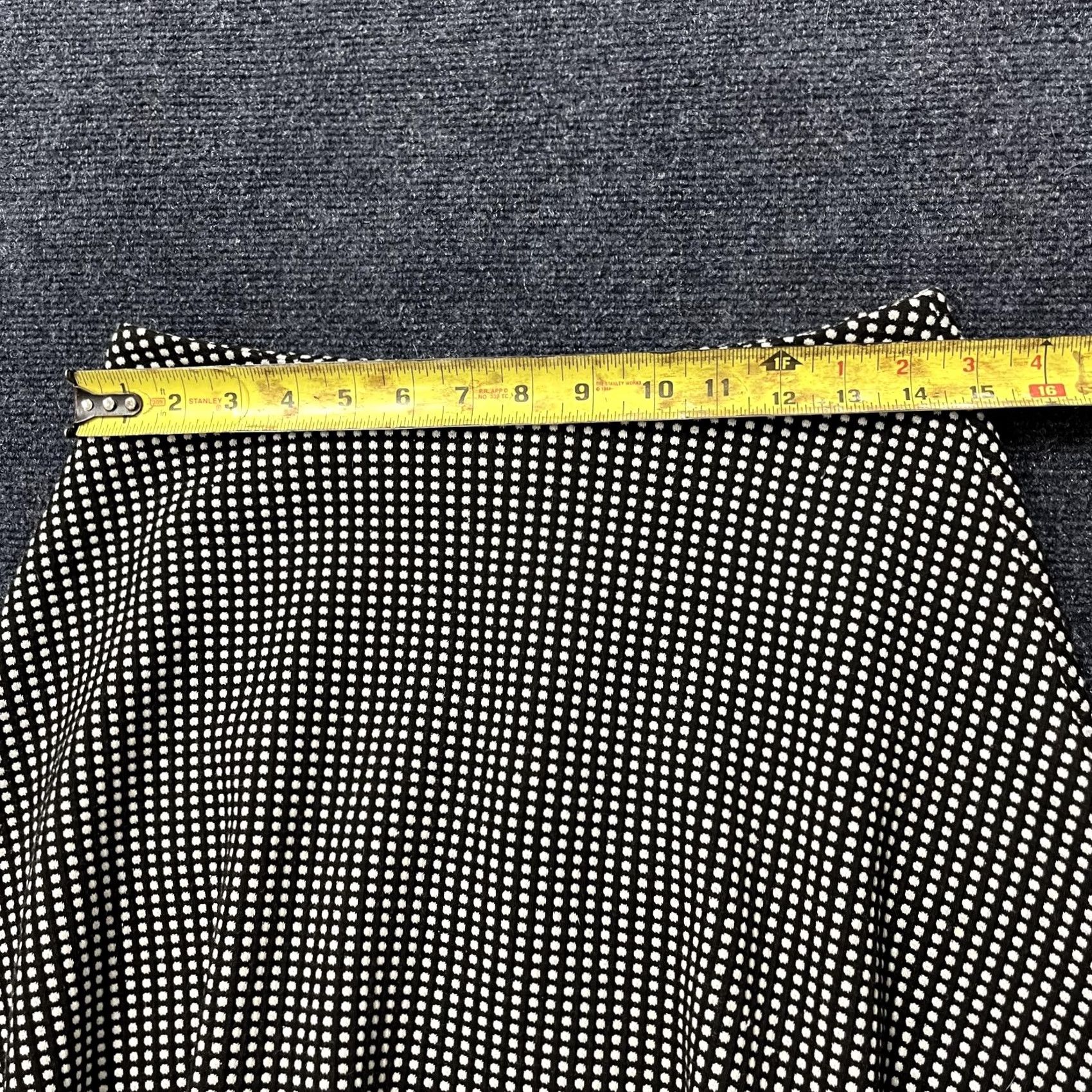 Banana Republic Banana Republic Womens Mini Skirt A-Line Polyester Knit Stretch Short Black White Polka Dots Size 26" / US 2 / IT 38 - 5 Thumbnail