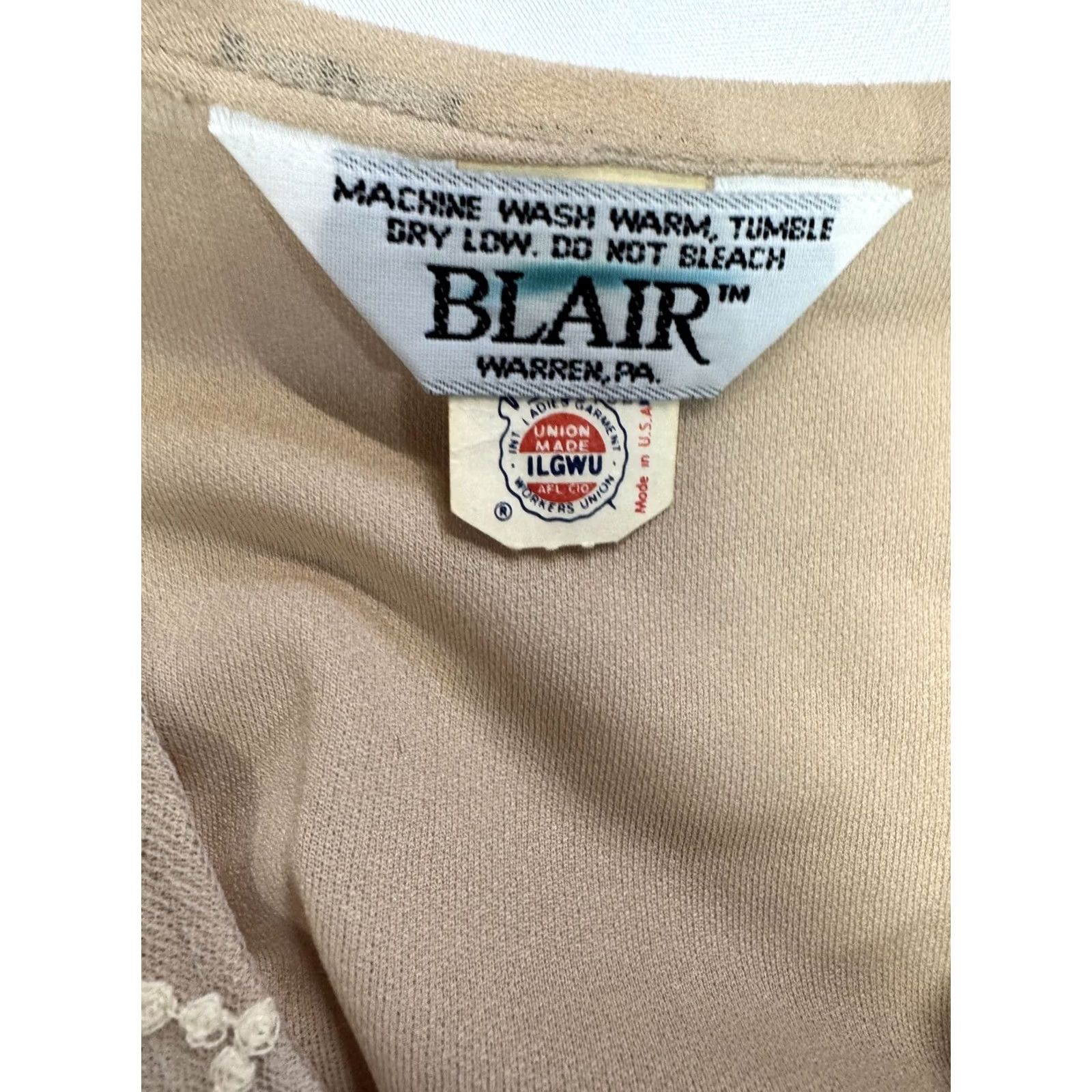 Blair VINTAGE Blair Women's Beige Lace Trim Wrap Dress Midi Gold Tie Belt Size M USA Size M / US 6-8 / IT 42-44 - 3 Thumbnail
