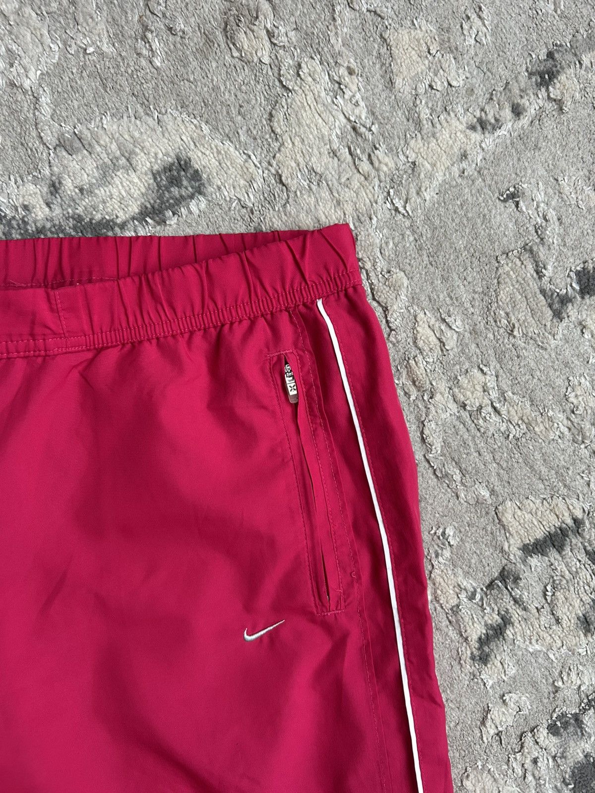 Nike Nike Vintage 2000’s Women’s Pink mini swoosh pants size M Size 28" / US 6 / IT 42 - 3 Thumbnail