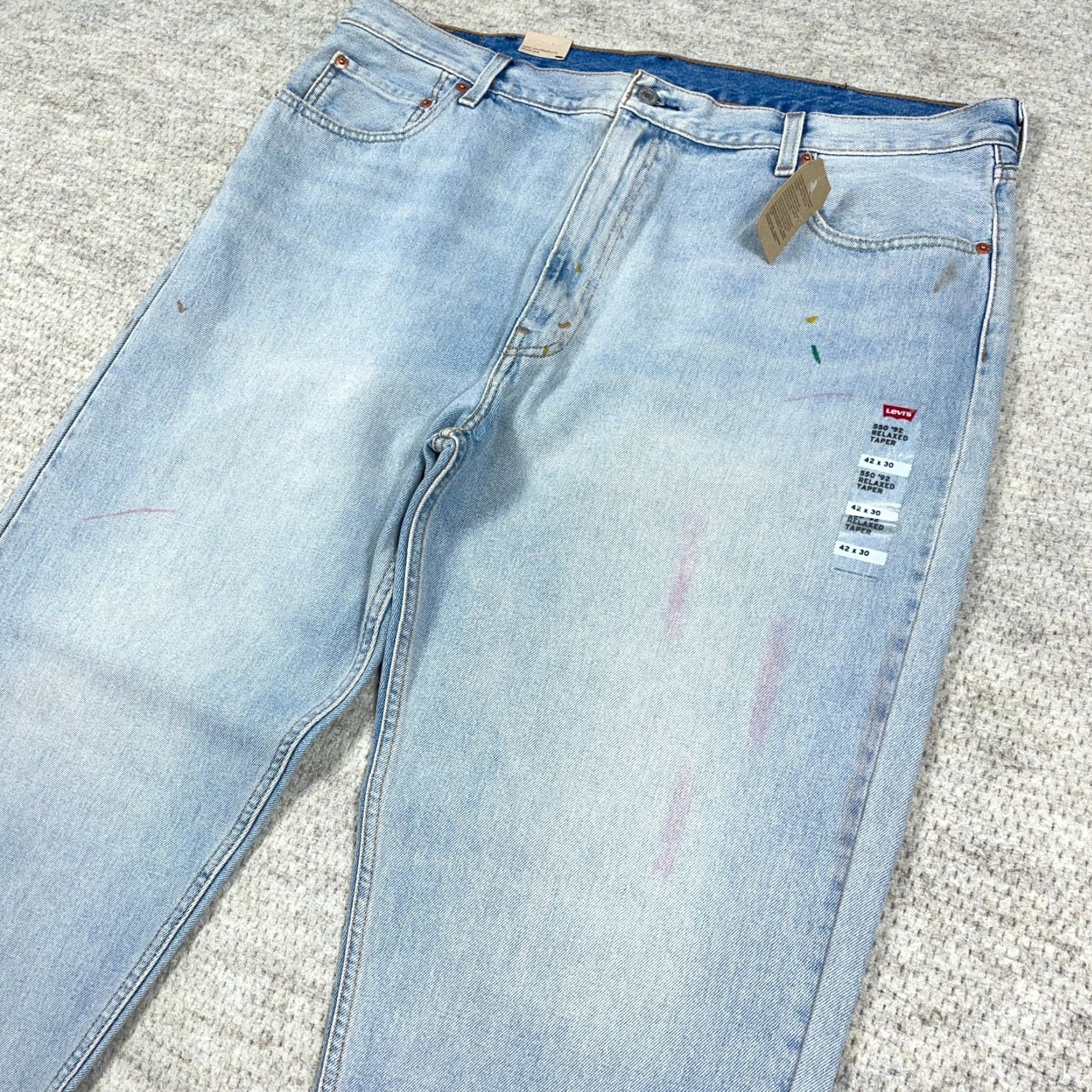 Levi's Levi's 550 Jeans Men 42x30 Relaxed Tapered Fit Blue Denim Cotton 5-Pocket Distressed? No Distressed Light Wash Baggy N/A Size US 42 / EU 58 - 4 Thumbnail