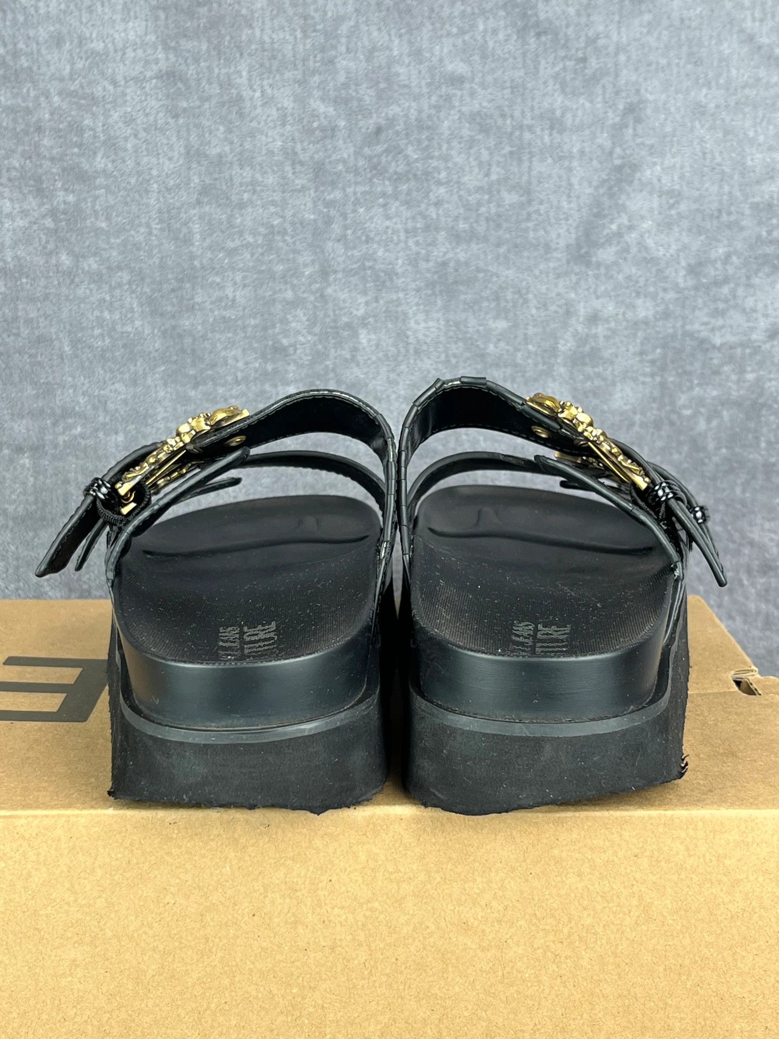 Versace Versace black gold designer slides Size US 11 / IT 41 - 5 Thumbnail