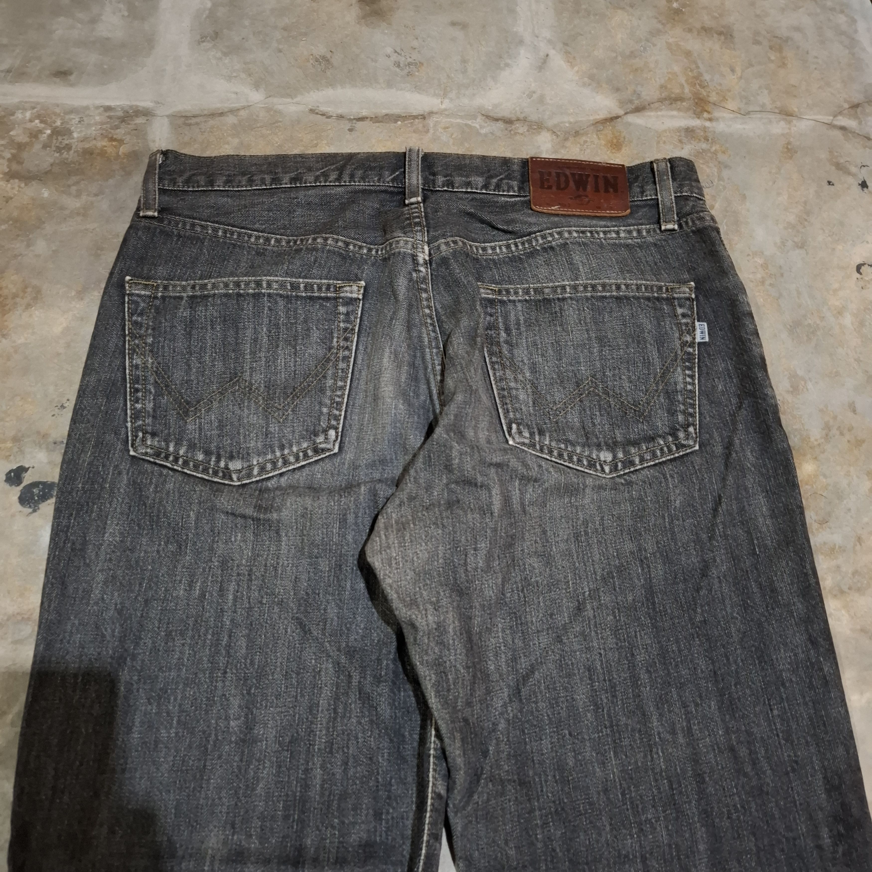 Edwin Vtg Y2k Edwin Japan International Basic 403 Straight Jeans Size US 33 - 10 Thumbnail