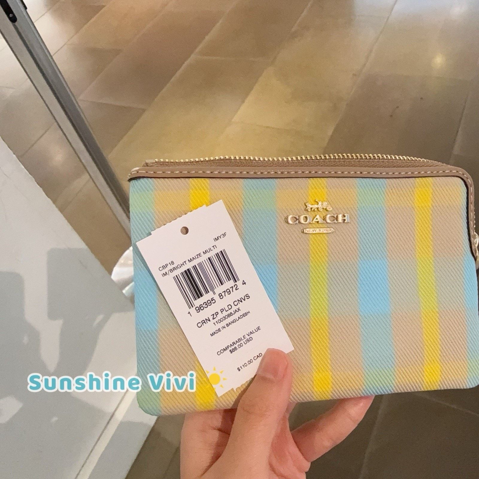 Coach NWT Coach Corner Zip Wristlet CBP18 Bright Maize Size ONE SIZE - 4 Thumbnail