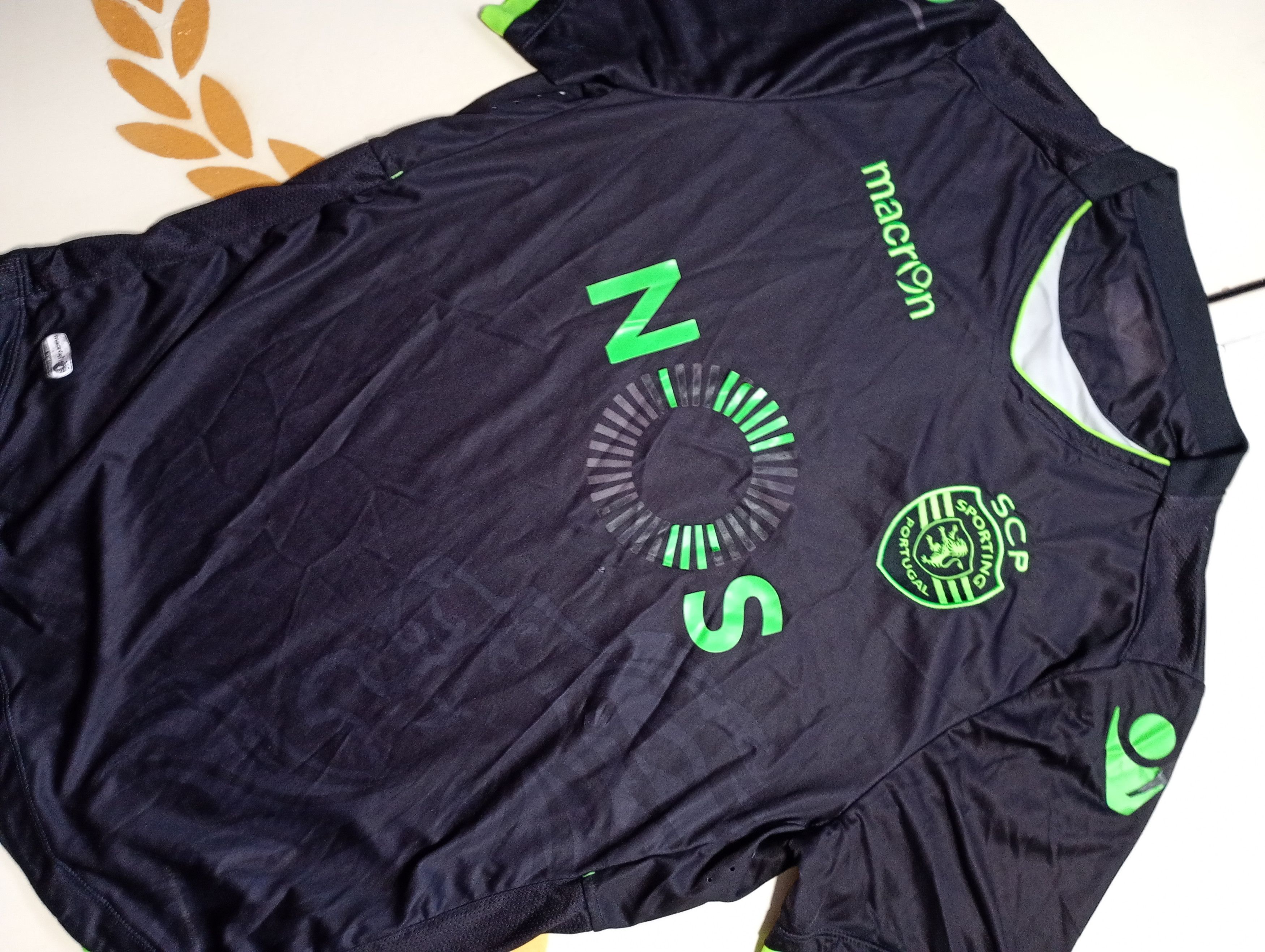 Macron Macron Sporting Lisbon Away Jersey 2016-2017 Size US M / EU 48-50 / 2 - 5 Thumbnail
