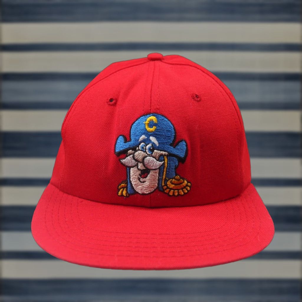 Vintage VINTAGE Captain Crunch Embroidered Snapback Hat Red Men Adjustable OS Cap / Hat Size ONE SIZE - 1 Thumbnail