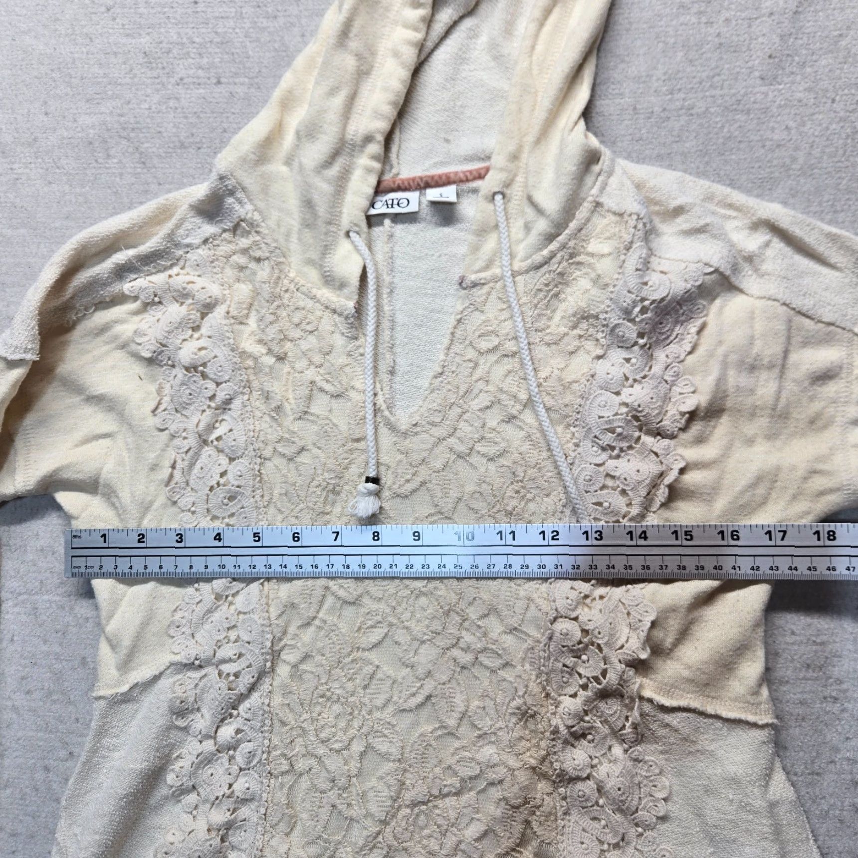 Vintage Cato Hoodie Women's L Beige Floral Lace Knit Pullover Boho V-Neck All Seasons Hooded Pockets Bohemian Regular Size L / US 10 / IT 46 - 4 Thumbnail