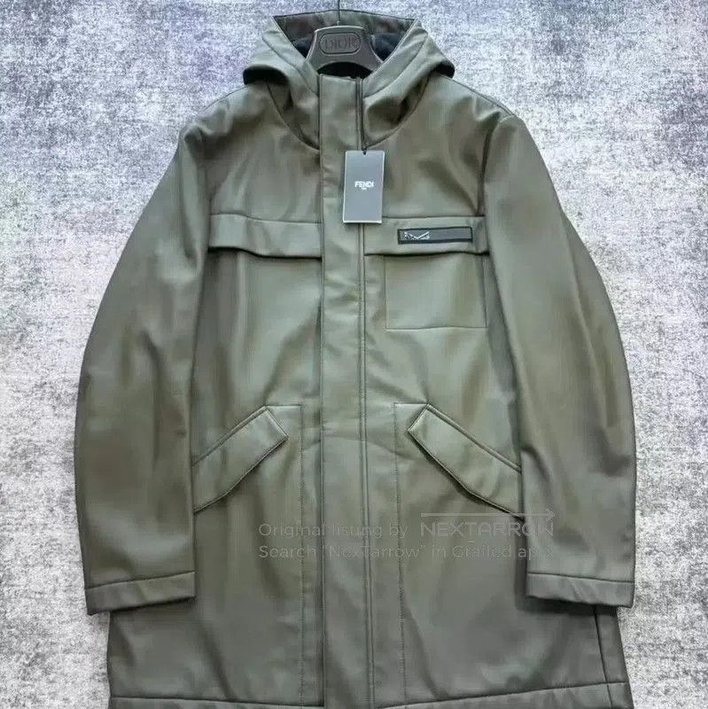 Fendi Fendi Green Ladies Coat in Size M . Size M / US 6-8 / IT 42-44 - 1 Thumbnail