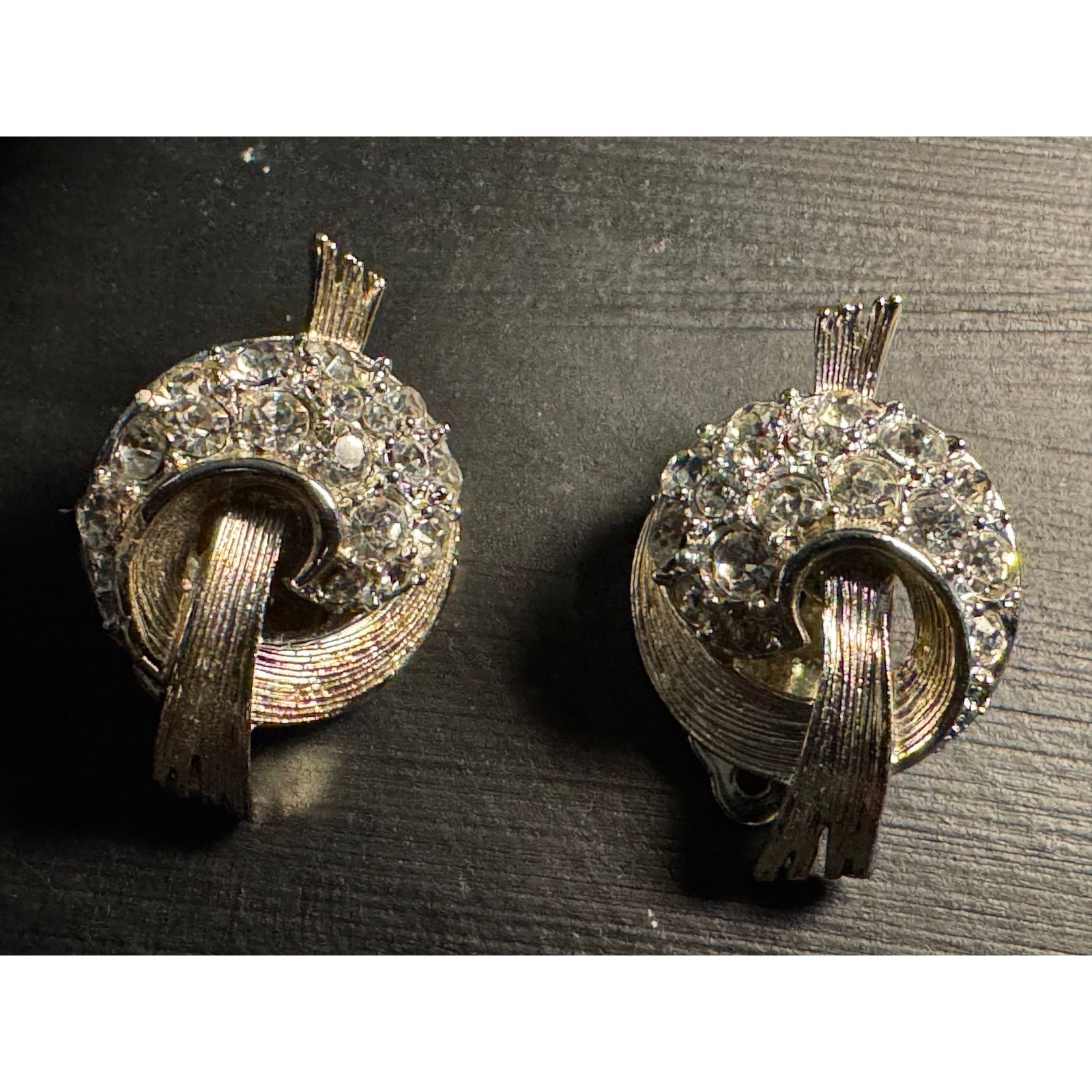Other Vintage Lisner Brushed Gold & Rhinestone Clip On Earrings Size ONE SIZE - 3 Thumbnail