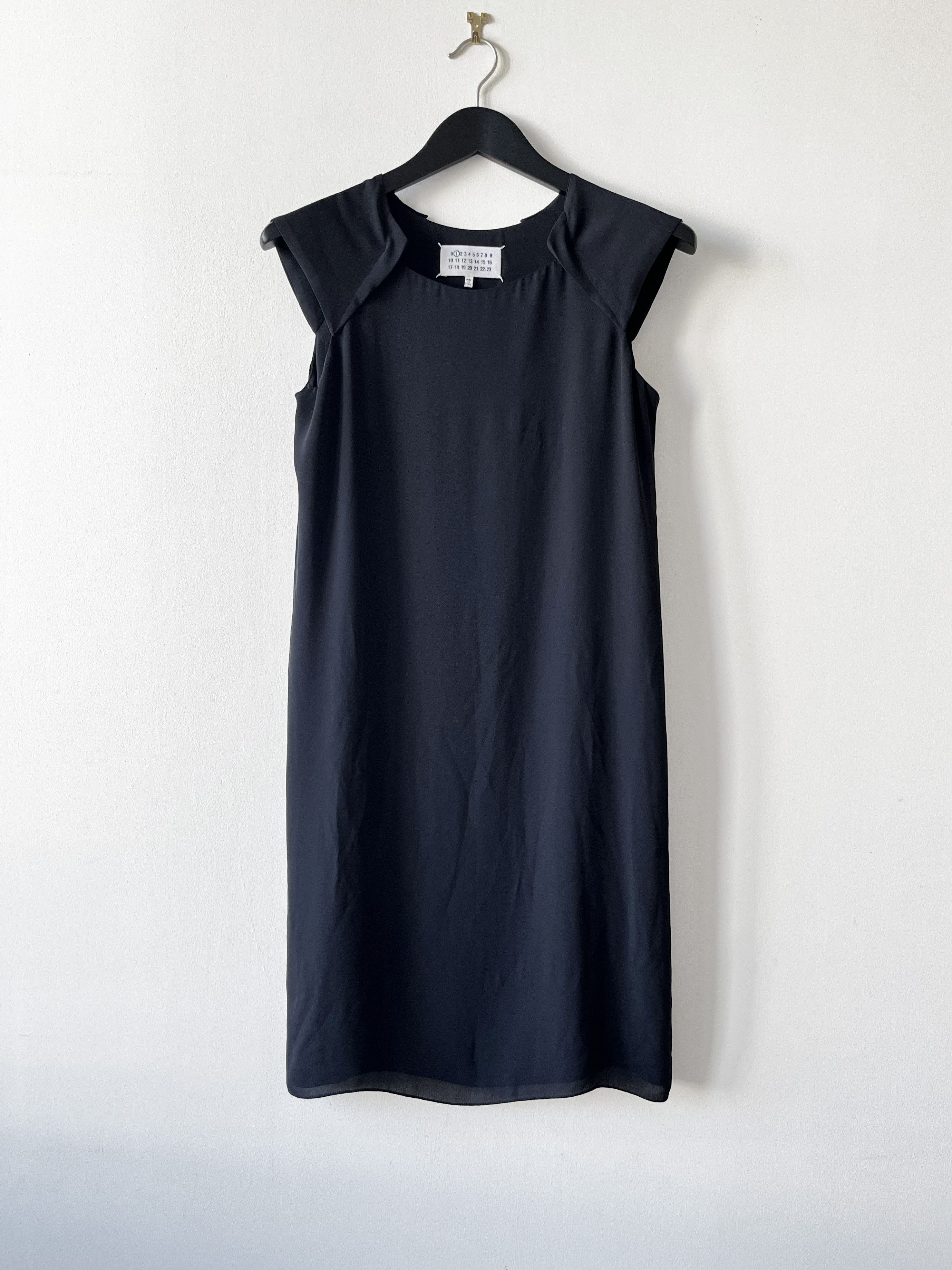 Maison Margiela Margiela SS16 pleated shoulder detail dress Size M / US 6-8 / IT 42-44 - 1 Thumbnail