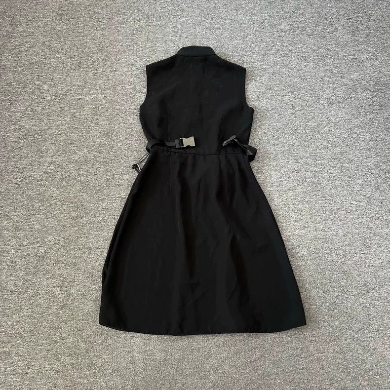 Prada Prada Black sleeveless suit dress 2502-Nextarrow Size XS / US 0-2 / IT 36-38 - 3 Thumbnail