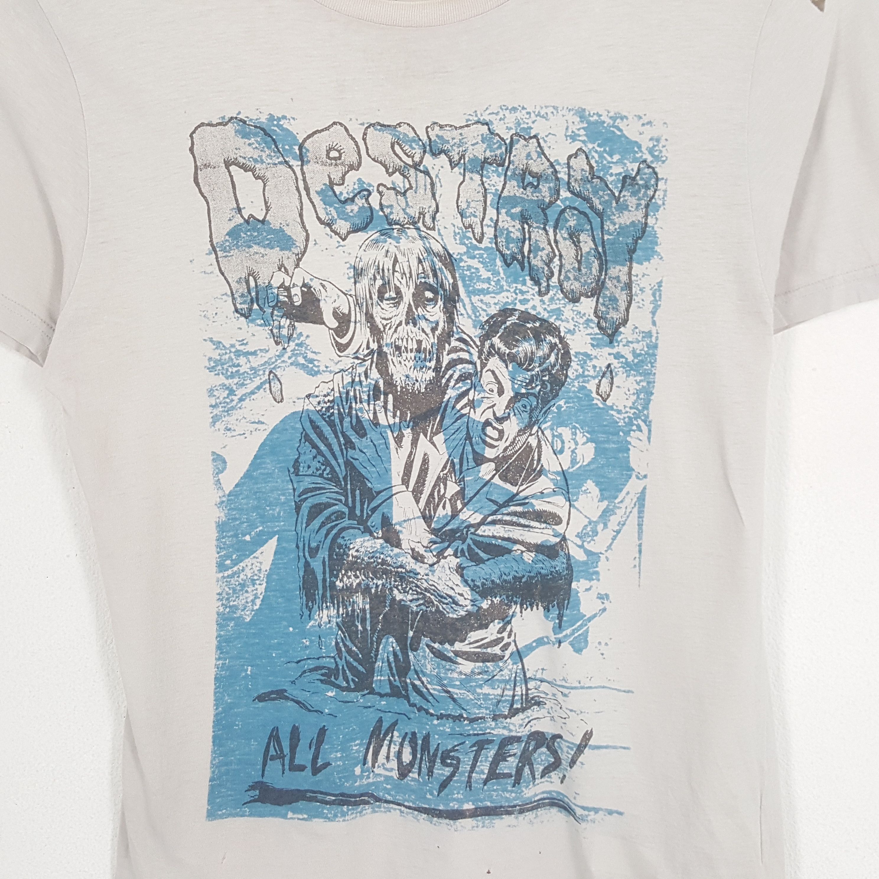 Hysteric Glamour × Japanese Brand × Vintage HYSTERIC GLAMOUR Destroy Monsters Japanese Brand Tshirt Size US S / EU 44-46 / 1 - 2 Thumbnail