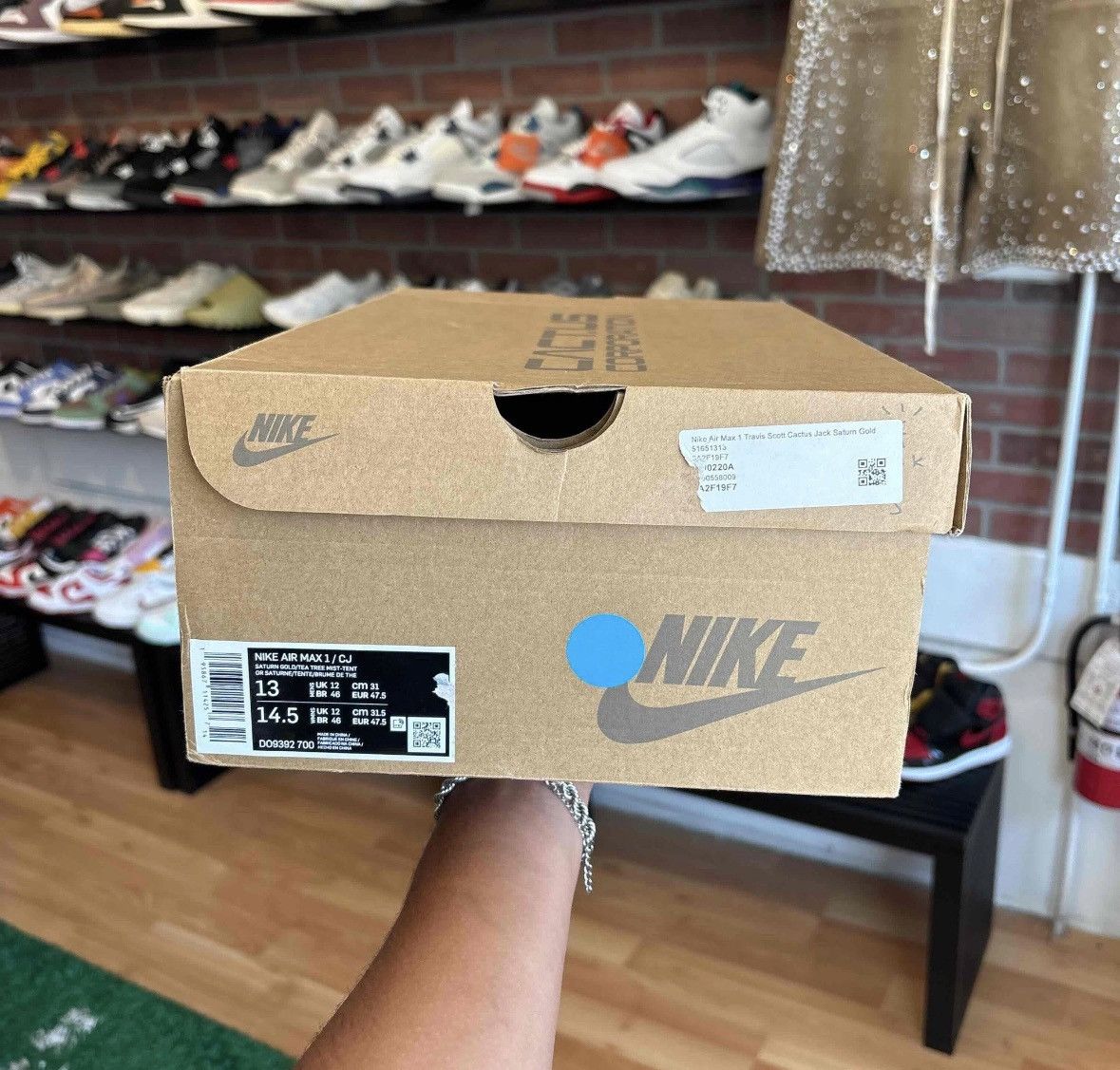 Travis Scott Travis Scott Air Max 1 Saturn Gold Size 13 Size US 13 / EU 46 - 8 Thumbnail