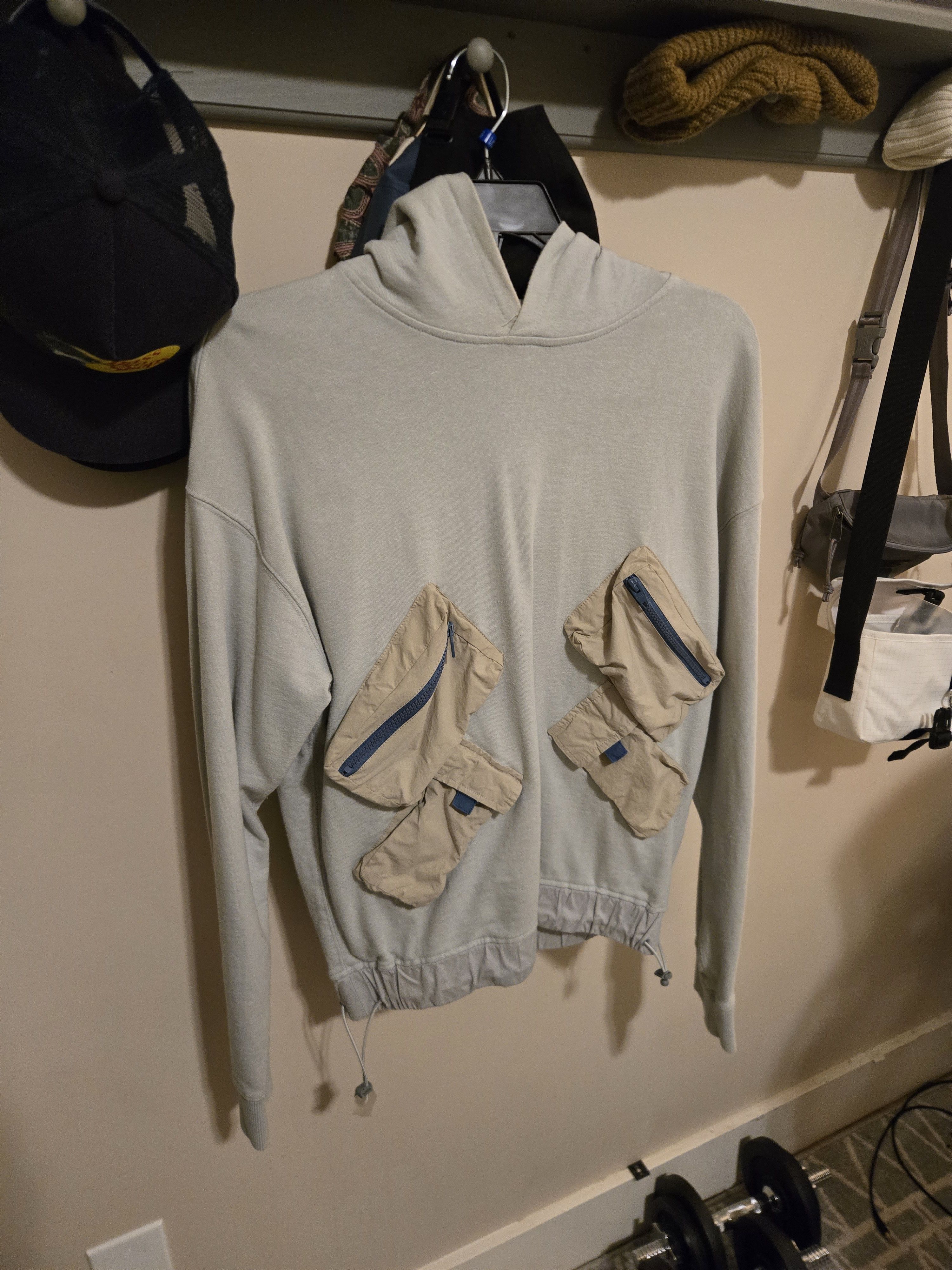 C2H4 C2H4 System on Carbon - Multi Pocket/Data Cable Hoodie Size US M / EU 48-50 / 2 - 1 Thumbnail