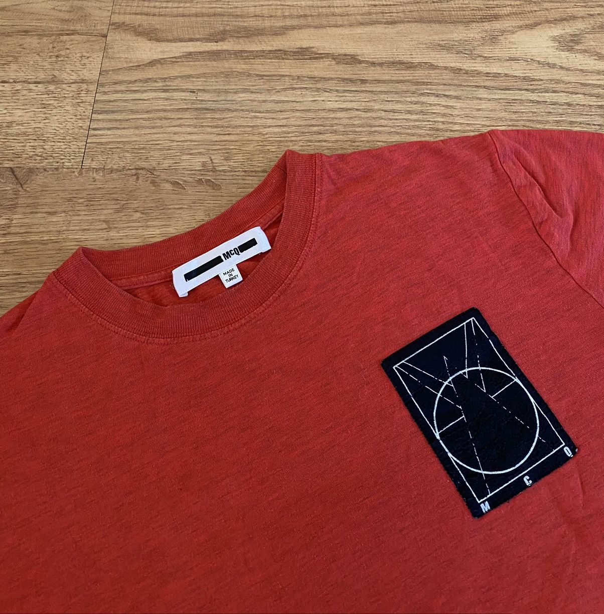 Alexander McQueen Alexander McQueen T Shirt x Luxury Size US S / EU 44-46 / 1 - 1 Thumbnail
