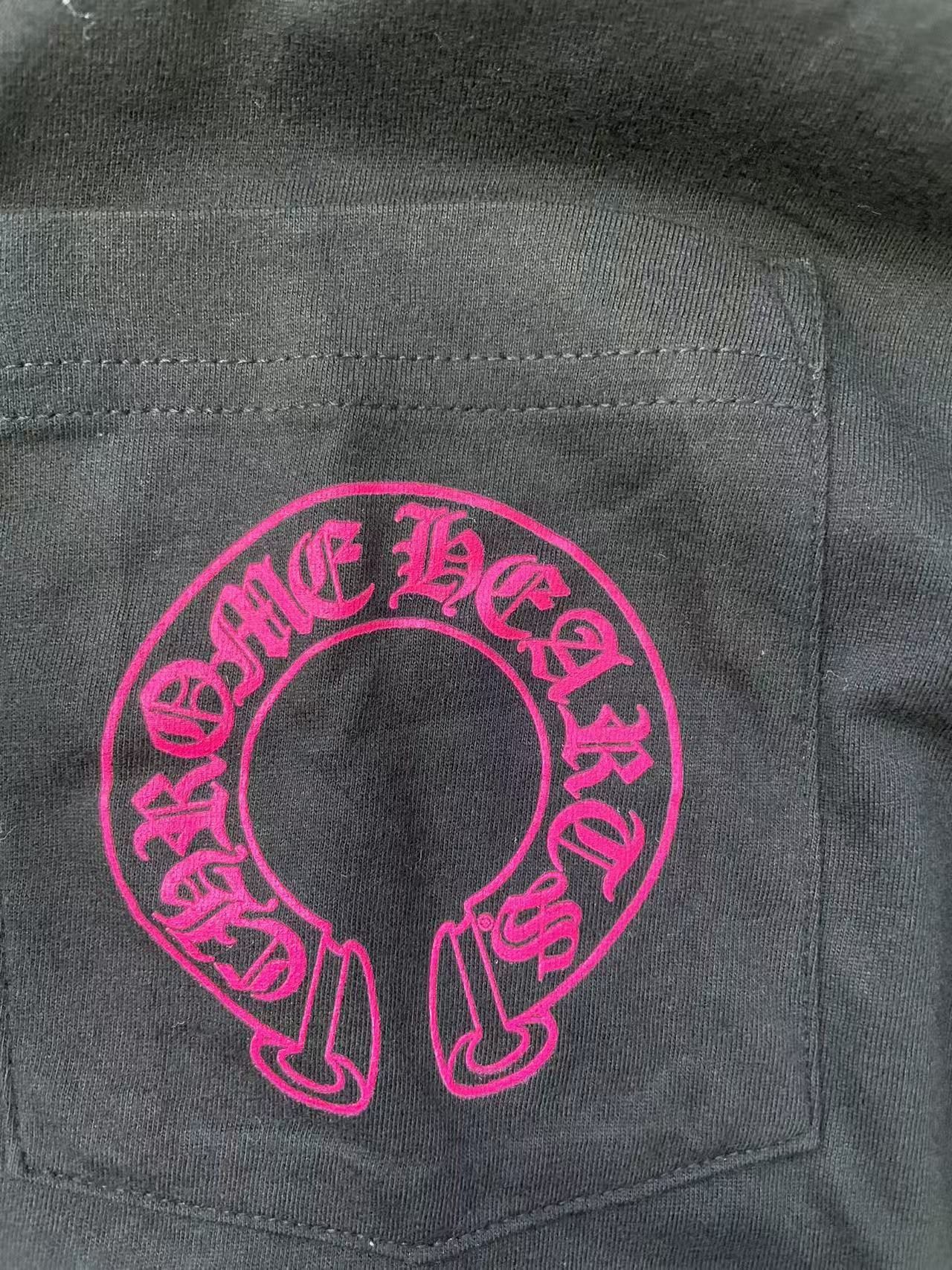Chrome Hearts Chrome Hearts Classic Pink Horseshoe Long Sleeve T-shirt Size US L / EU 52-54 / 3 - 7 Thumbnail