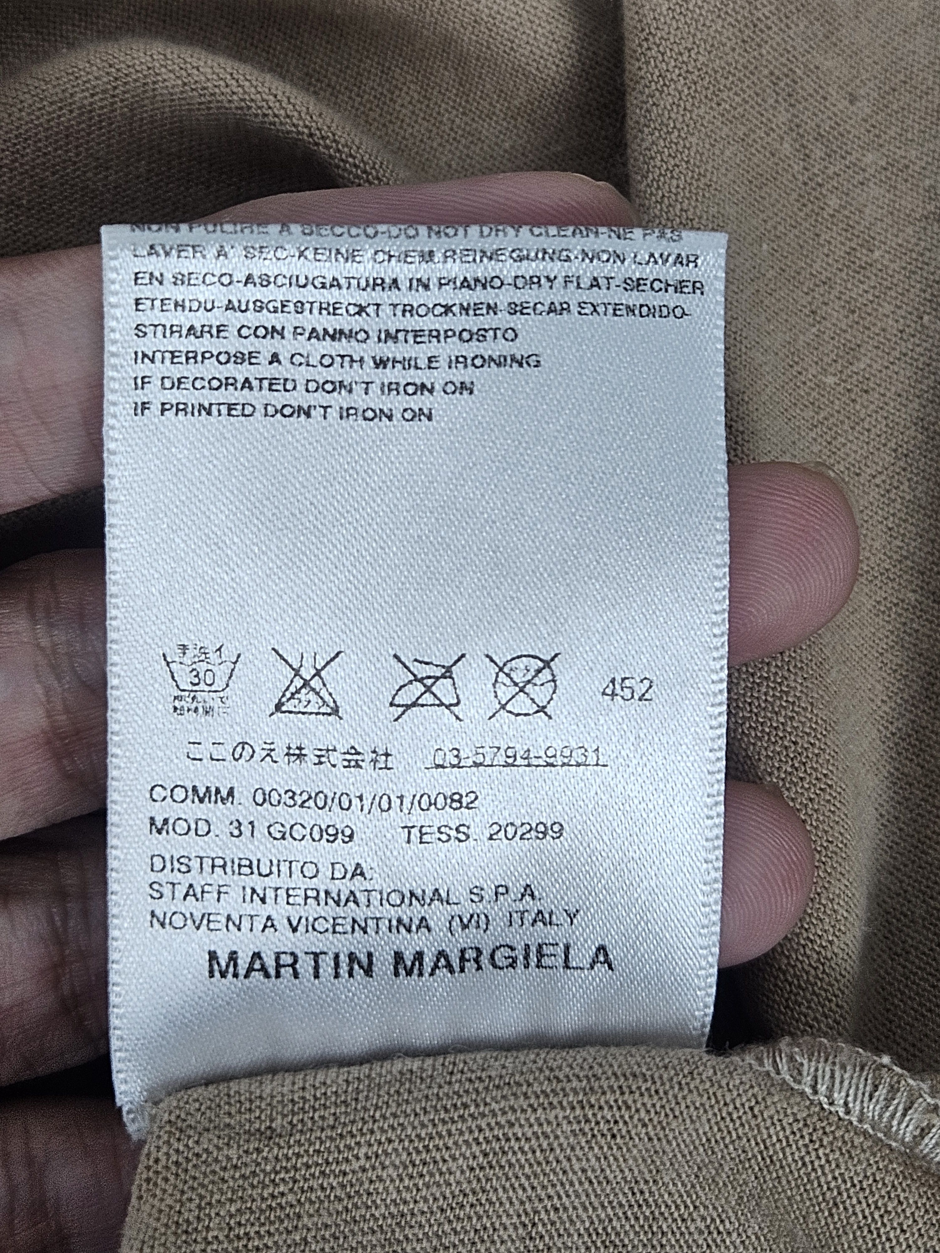 Maison Margiela Maison Martin Margiela AIDS Awareness Tee Shirt Size US S / EU 44-46 / 1 - 5 Thumbnail
