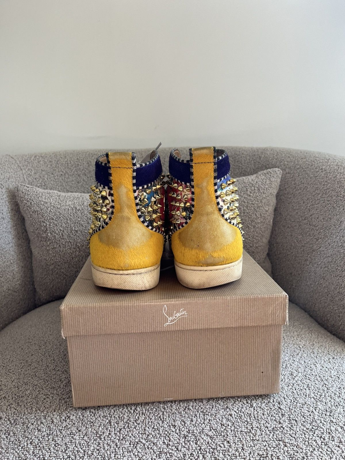 Christian Louboutin Louboutin Red Bottom Gold Spiked Sneakers Size US 8 / EU 41 - 7 Thumbnail