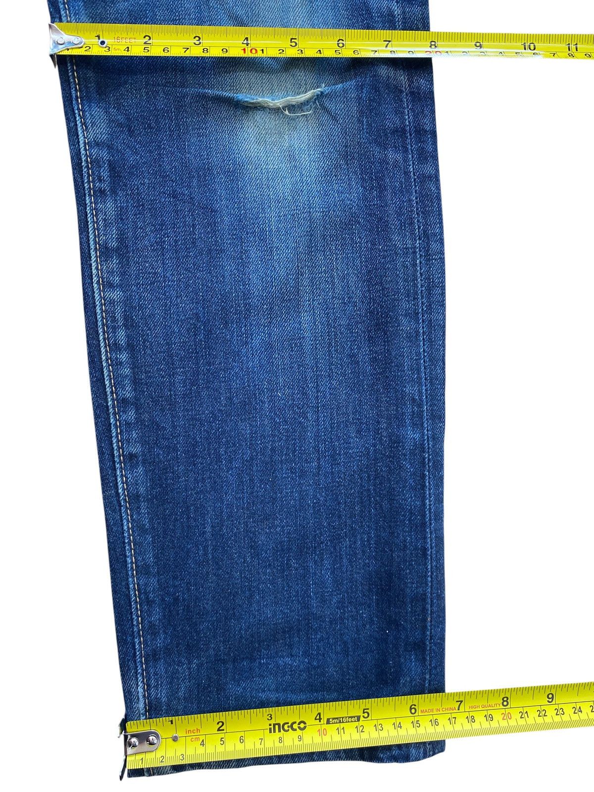 Levi's Levi’s Blue Wash Ripped Style Skinny Leg Jeans Size US 31 - 9 Thumbnail