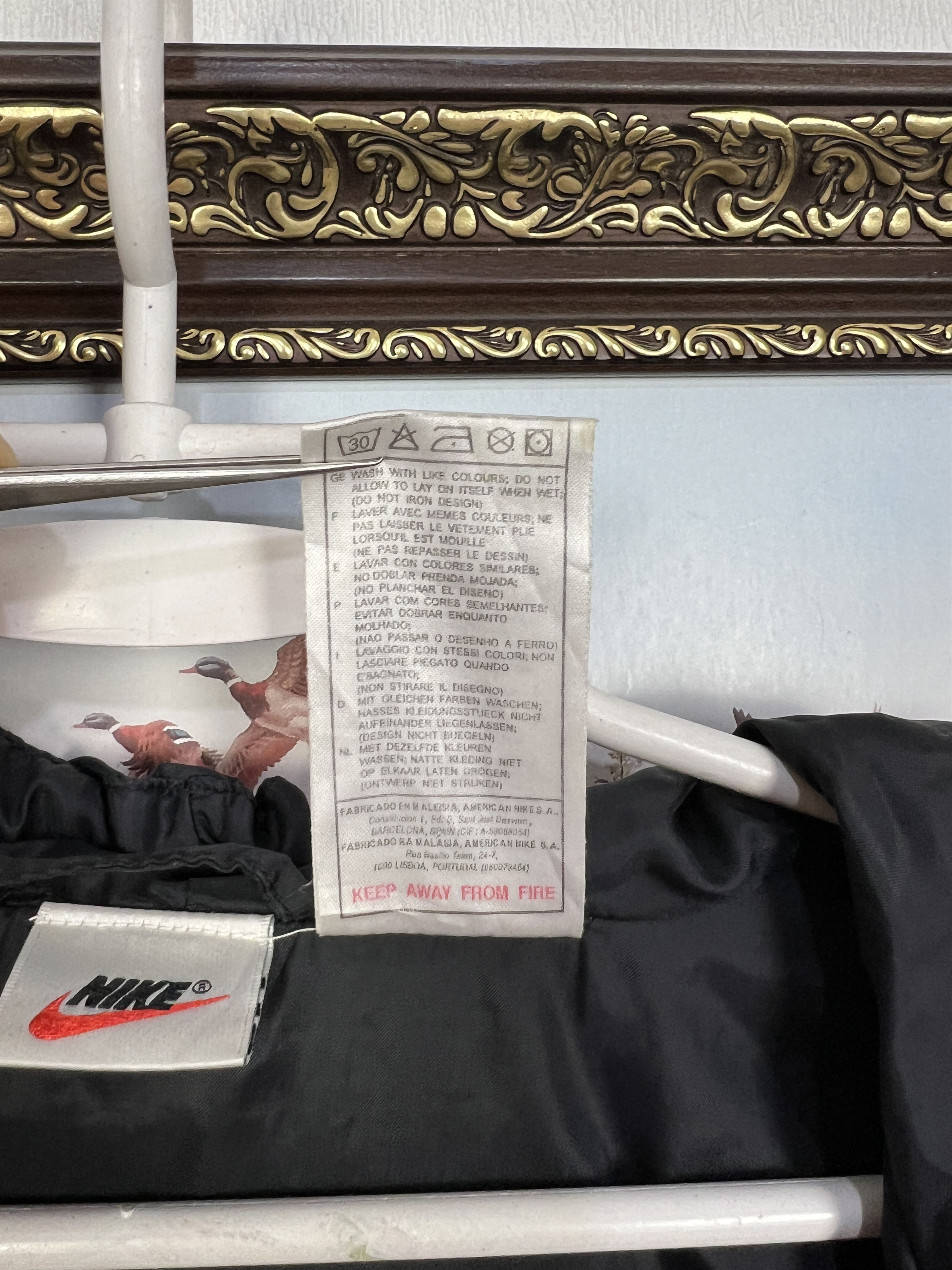Nike Vintage 90's Nike Jacket Hooded Track Top Swoosh Zip Size US M / EU 48-50 / 2 - 13 Thumbnail