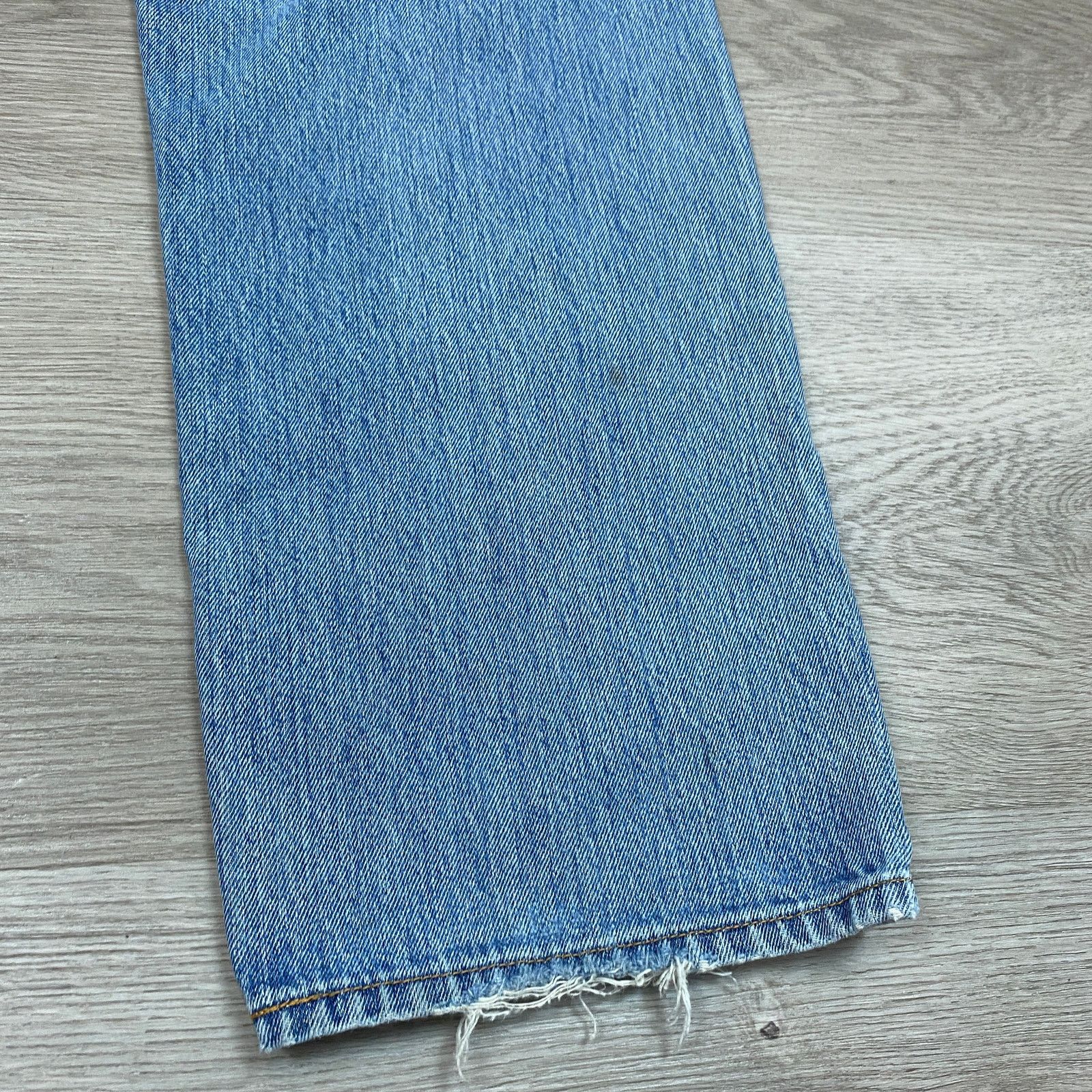 Levi's Vintage Y2K Levi's 501 Straight Leg Button Fly Jeans 35x29 Size US 35 - 11 Thumbnail