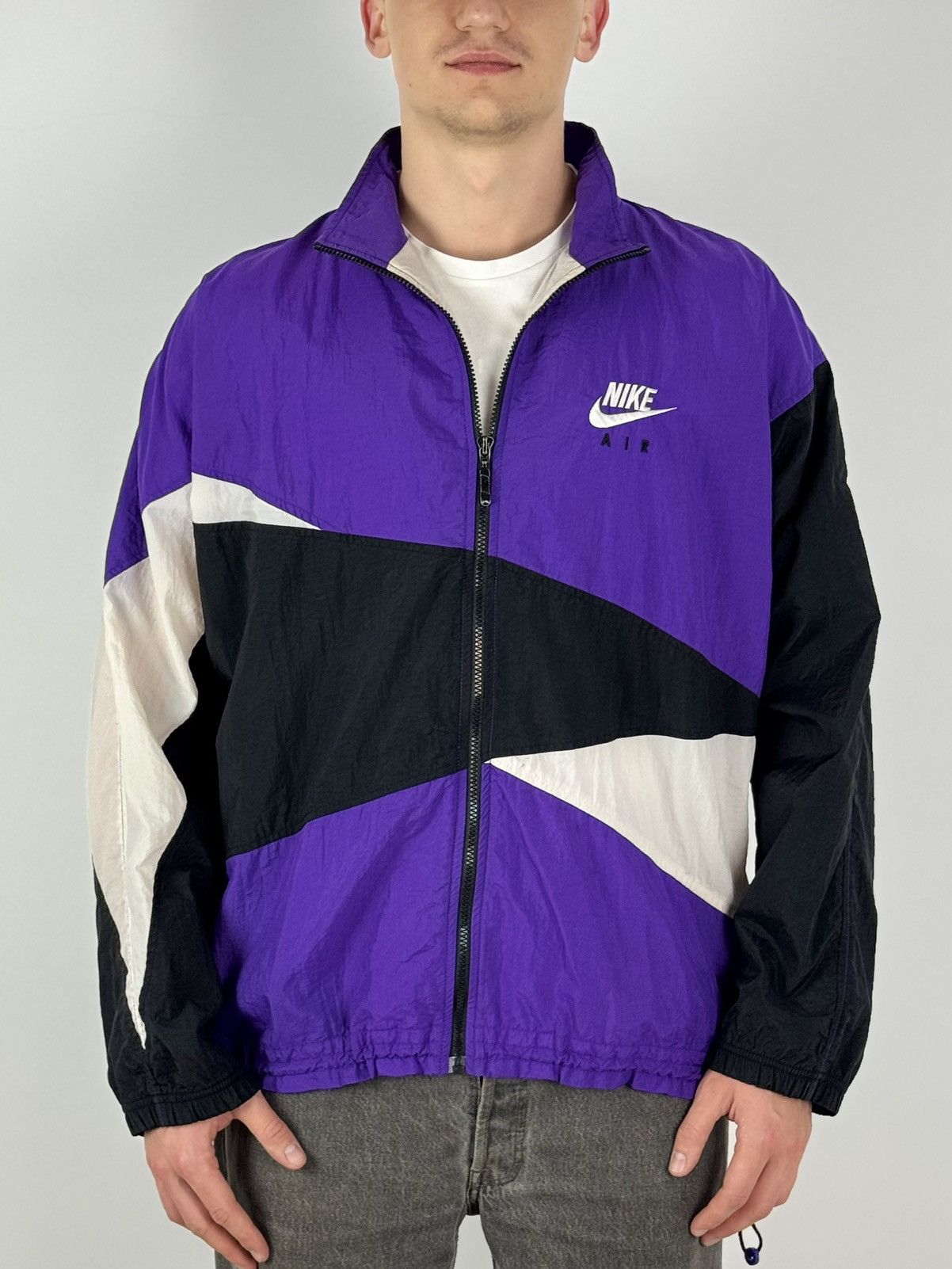 Nike 1990’s Vintage Nike Foot Locker Track Nylon Jacket Size US L / EU 52-54 / 3 - 1 Thumbnail