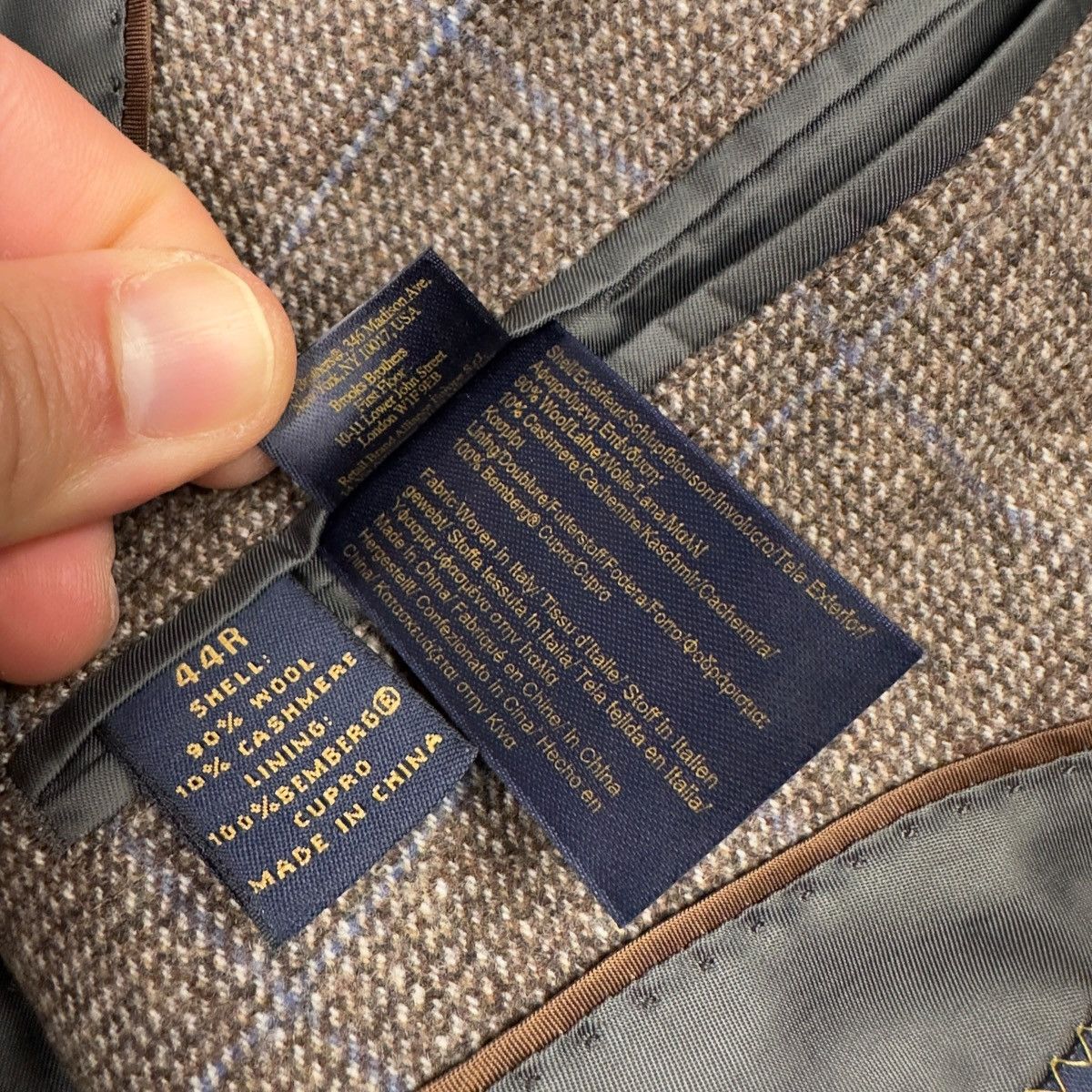 Brooks Brothers Brooks Brothers Madison Cashmere Wool Herringbone Sport Coat Size 44R - 8 Thumbnail