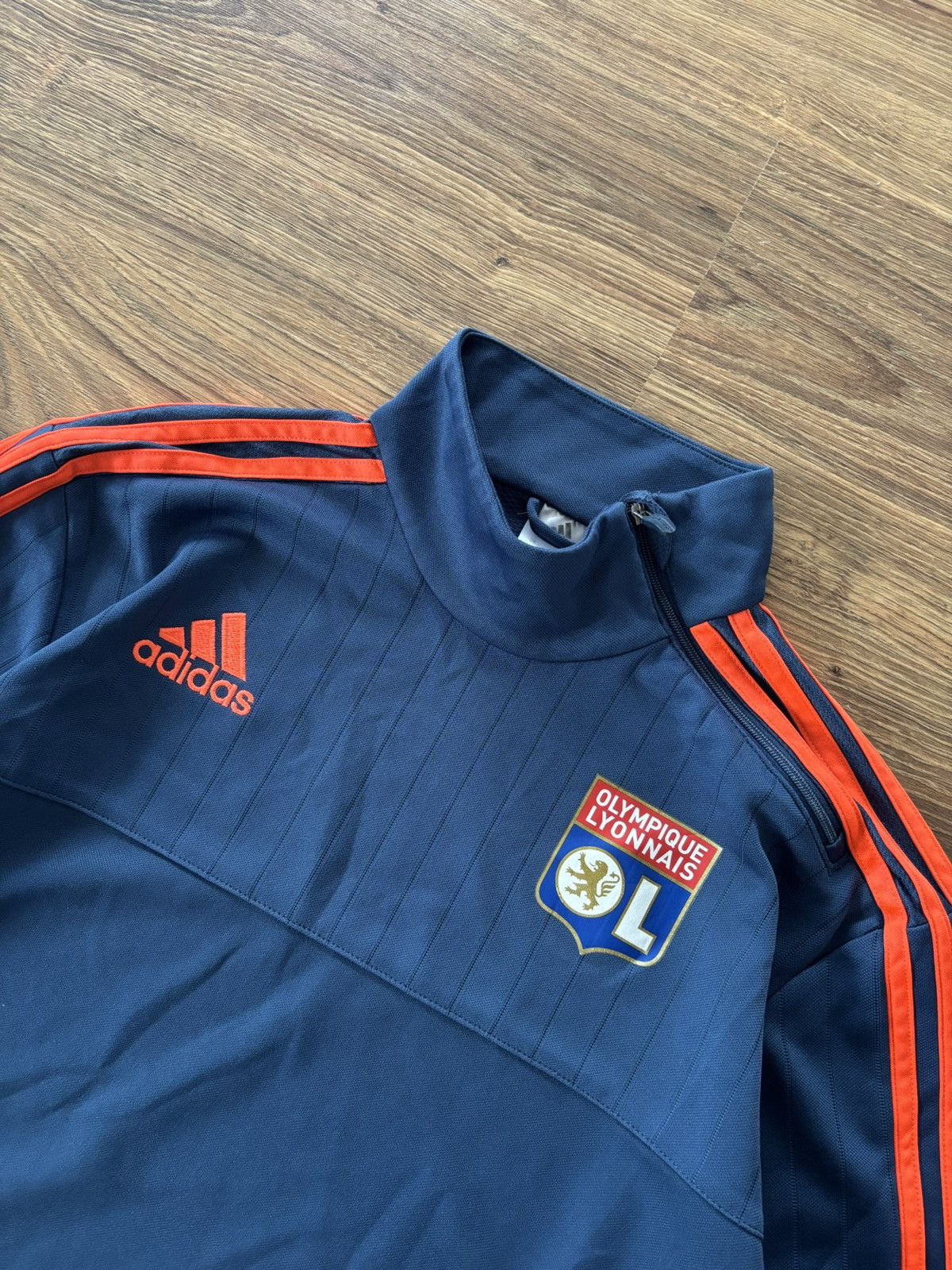 Adidas × Vintage Adidas Fc Olympique Lyon training jersey 2015/16 france Size US M / EU 48-50 / 2 - 3 Thumbnail