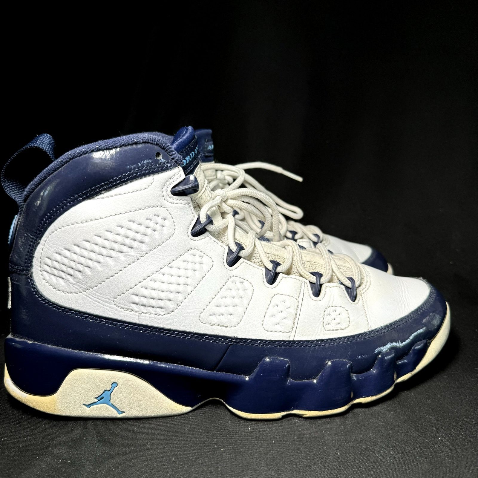 Jordan Brand × Nike Size 8.5 - Nike Air Jordan 9 Retro UNC Men's Shoes Size US 8.5 / EU 41-42 - 1 Thumbnail