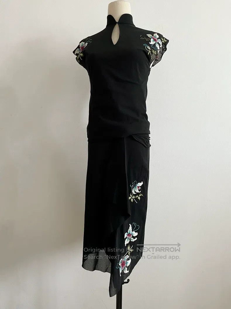 Vivienne Tam Vivienne Tam Embroidered Sleeveless Top, Skirt, Set Size XS / US 0-2 / IT 36-38 - 2 Thumbnail