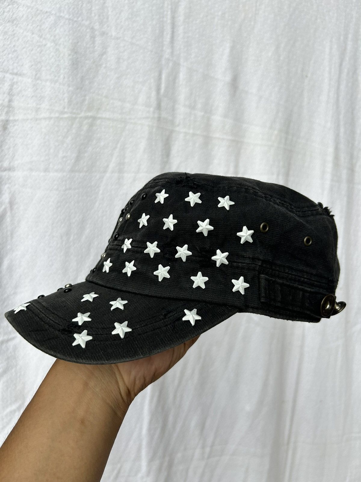 If Six Was Nine × Japanese Brand × Le Grande Bleu (L.G.B.) Commando Distressed Studded Stars Hats Size ONE SIZE - 2 Thumbnail