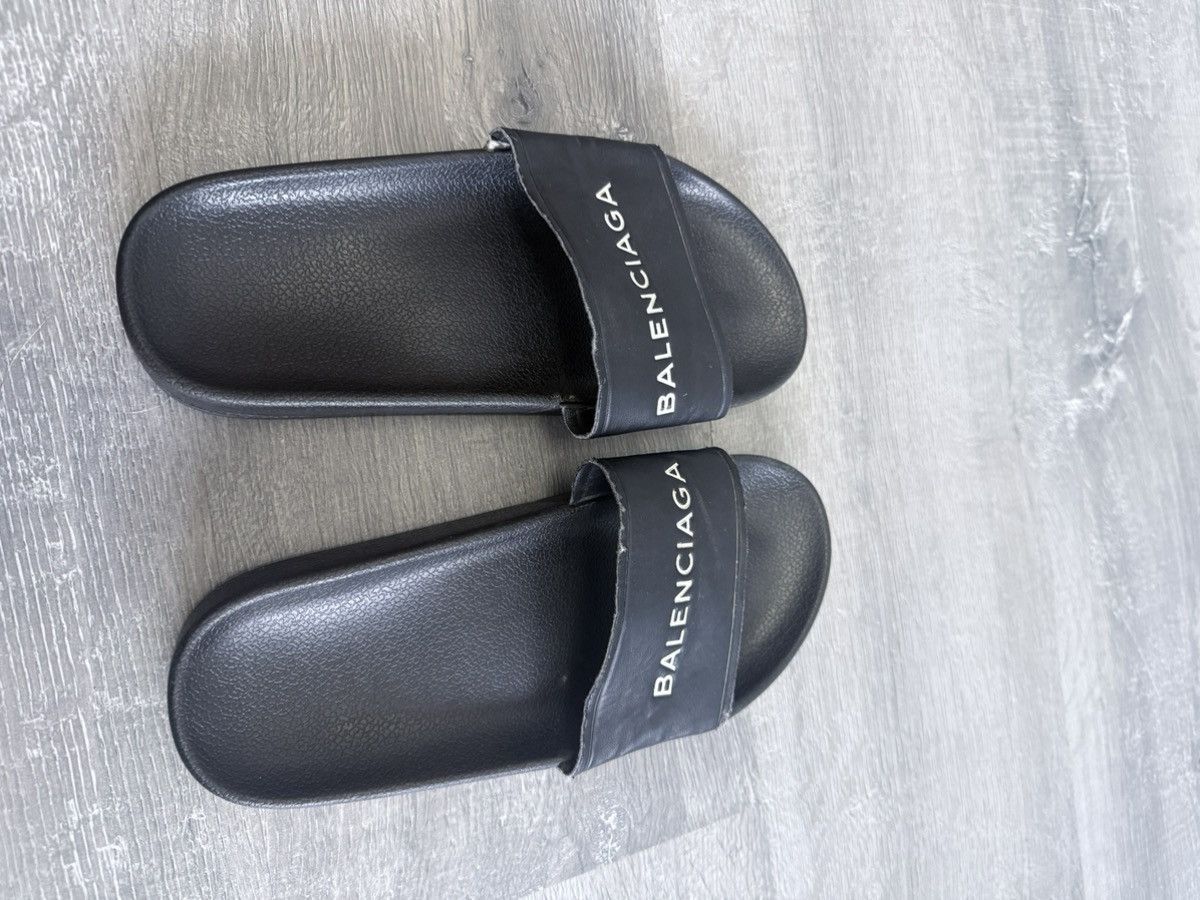 Balenciaga Balenciaga womens Black Printed Logo Slides Sandals Shoes Size US 6.5 / IT 36.5 - 2 Thumbnail