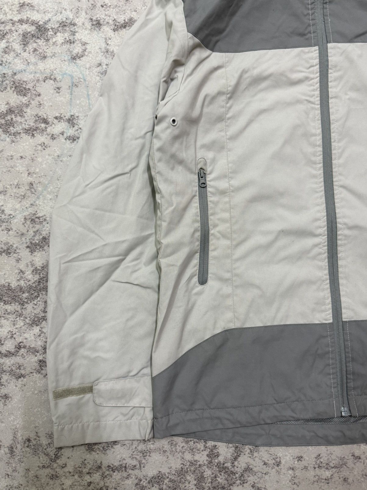 GU Gu grey/silver paneled double breasted outdoor jacket hoodie Size US S / EU 44-46 / 1 - 4 Thumbnail